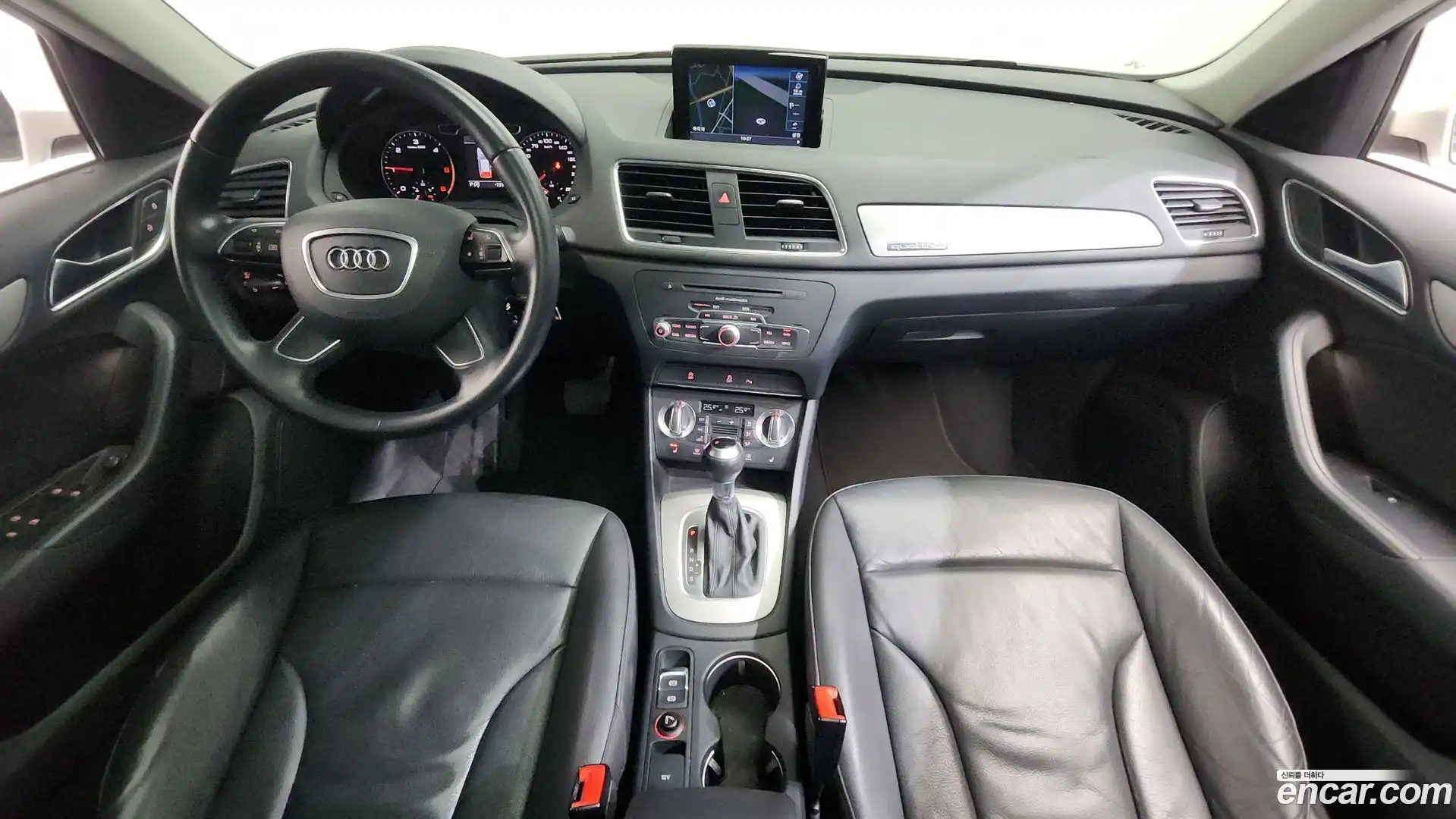 Q3 Audi 2014.8-INNER-007