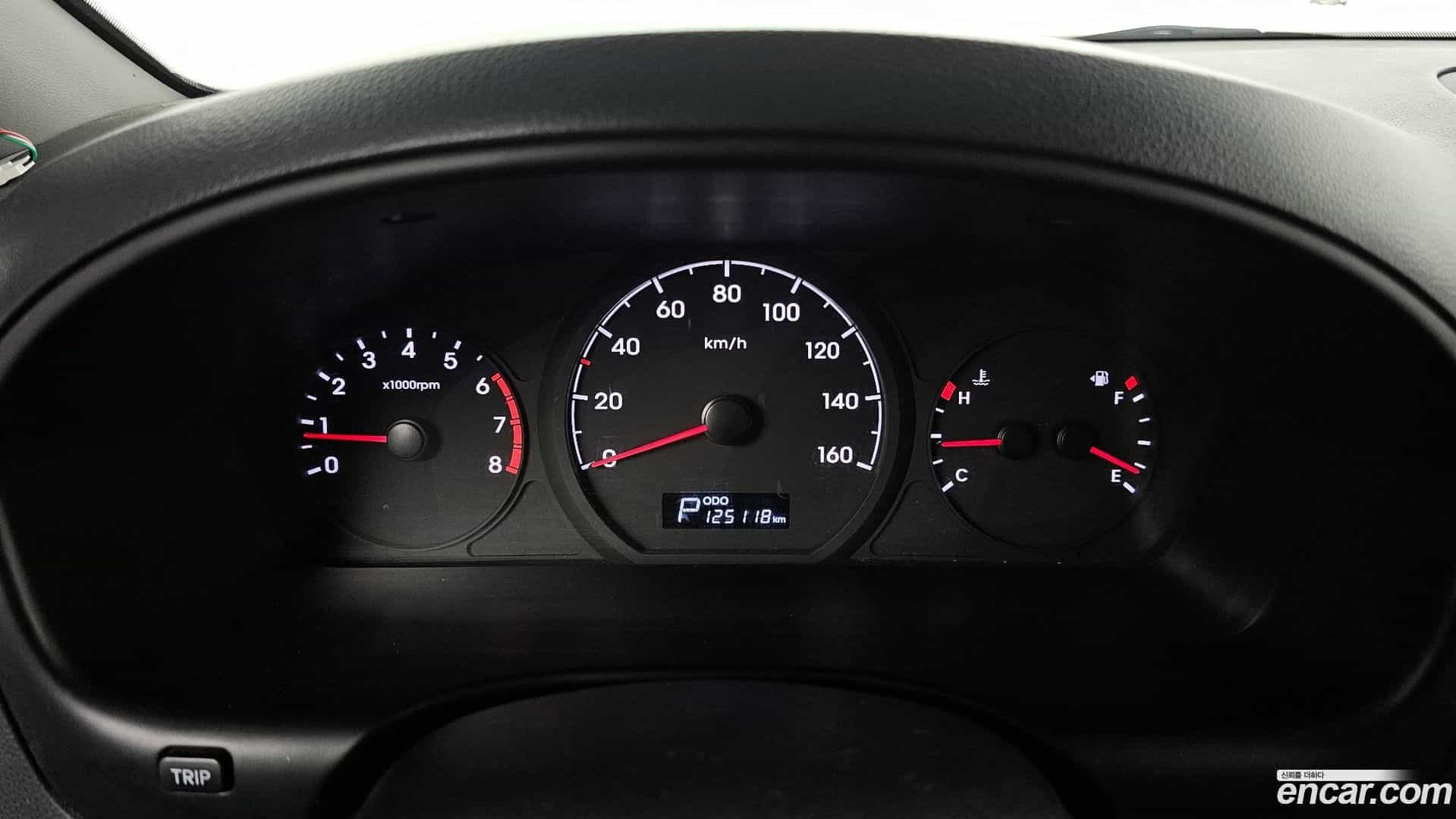 Starex Hyundai 2019.3-INNER-008