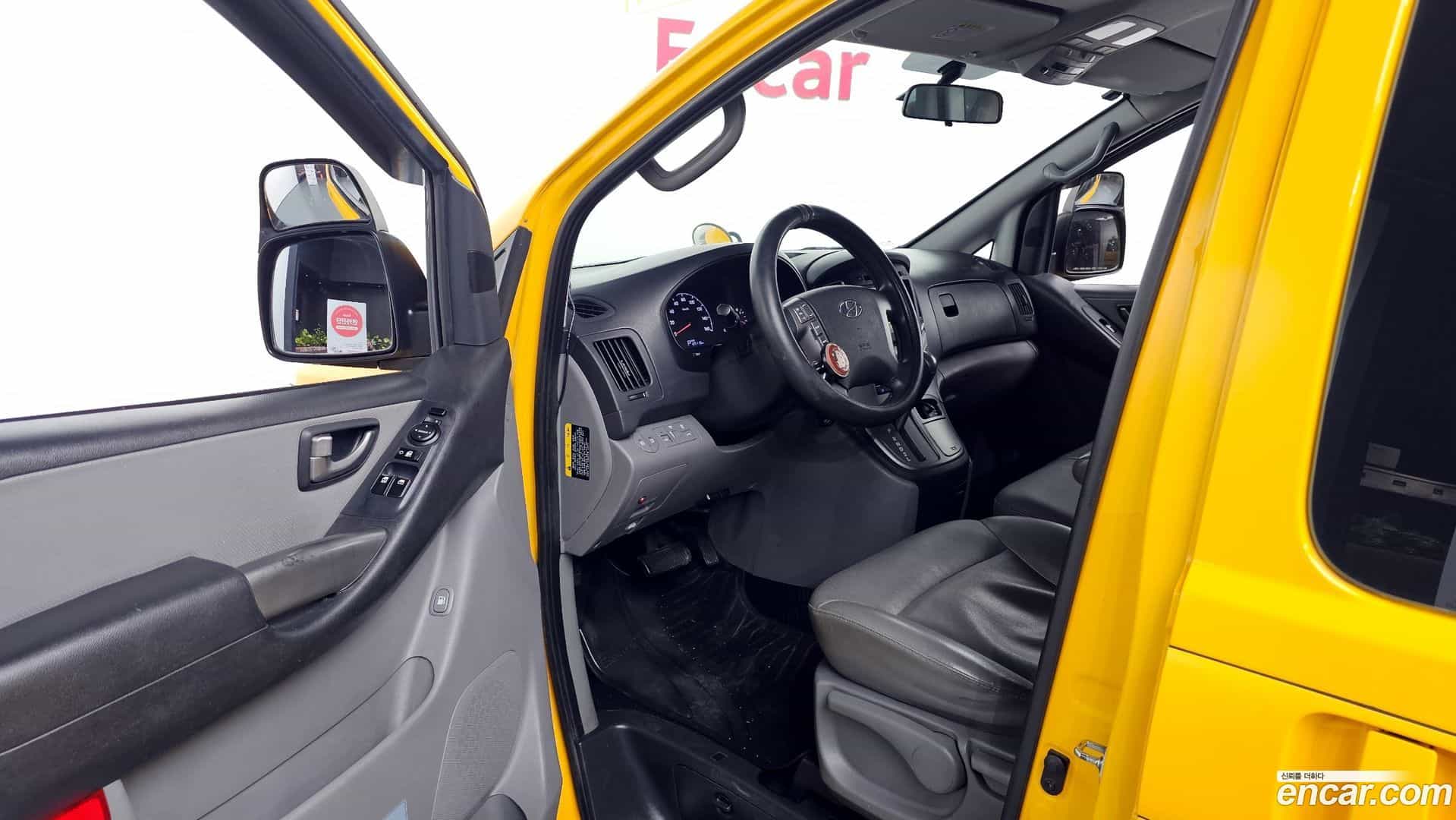 Starex Hyundai 2019.3-OPTION-015