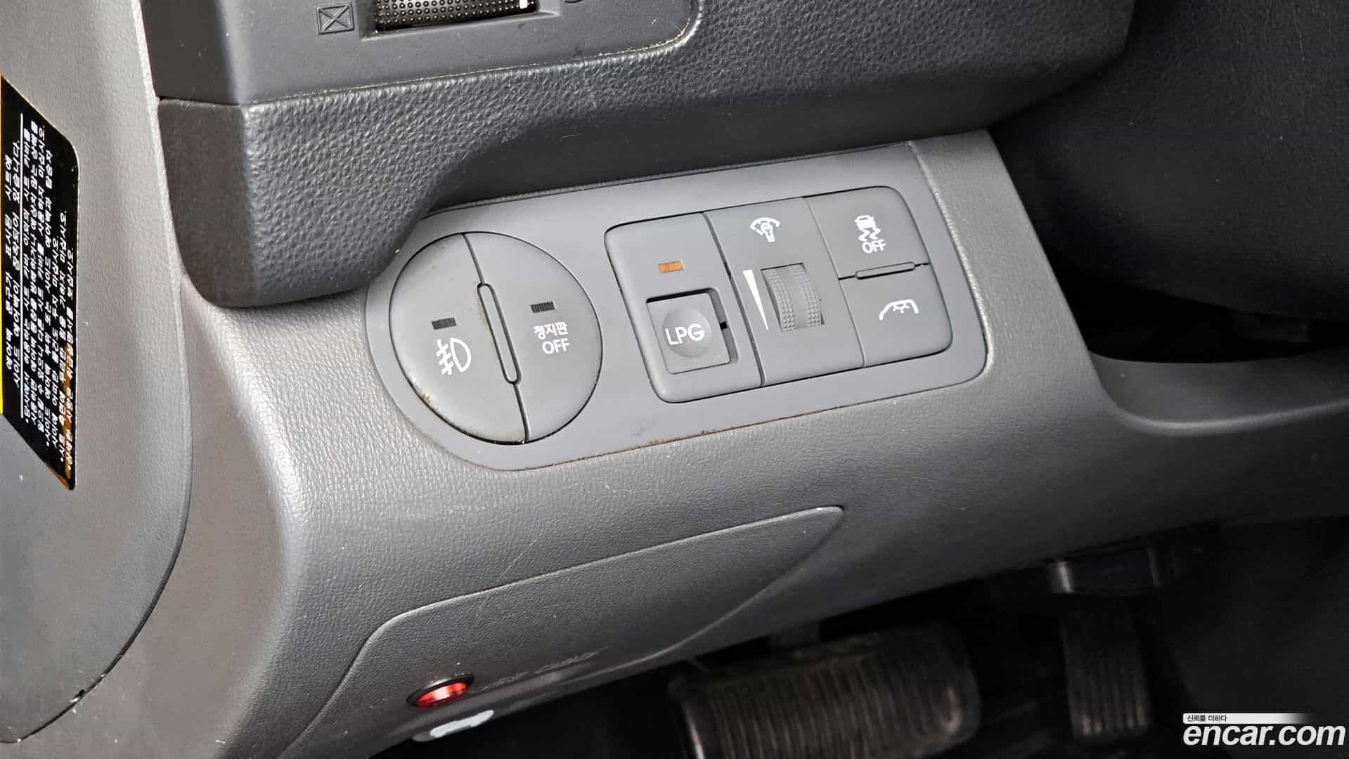 Starex Hyundai 2019.3-OPTION-020