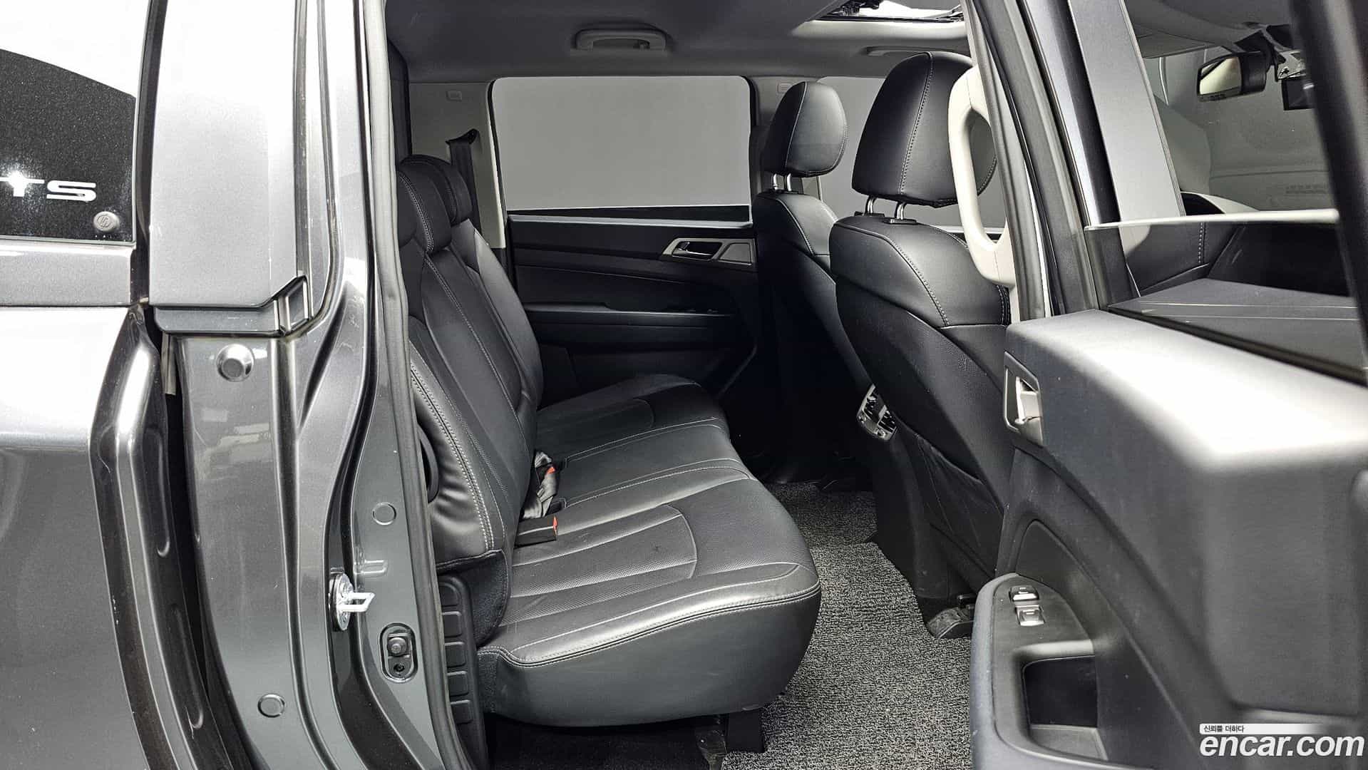 Rexton KG Mobility 2018.5-OPTION-016