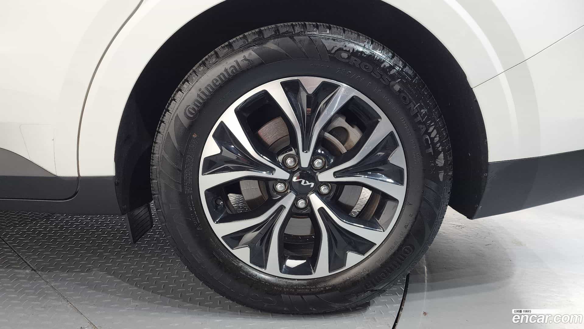 Canival Kia 2022.9-OPTION-024