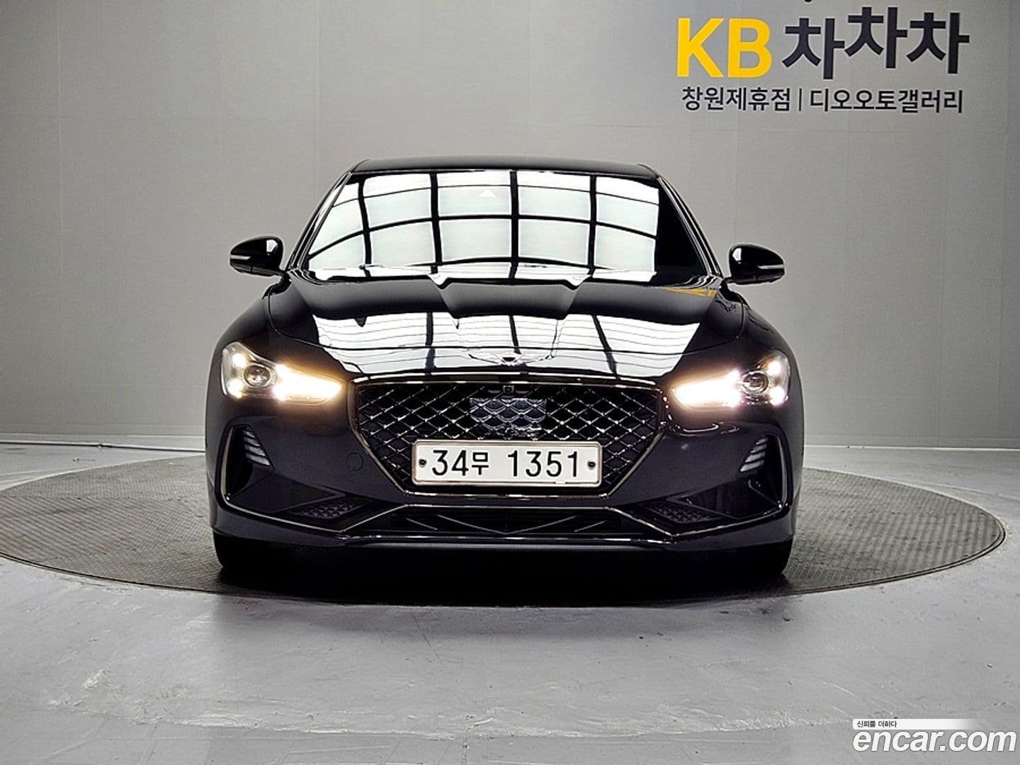 Main__Slider__Photo:G70 Genesis 2018.2-0
