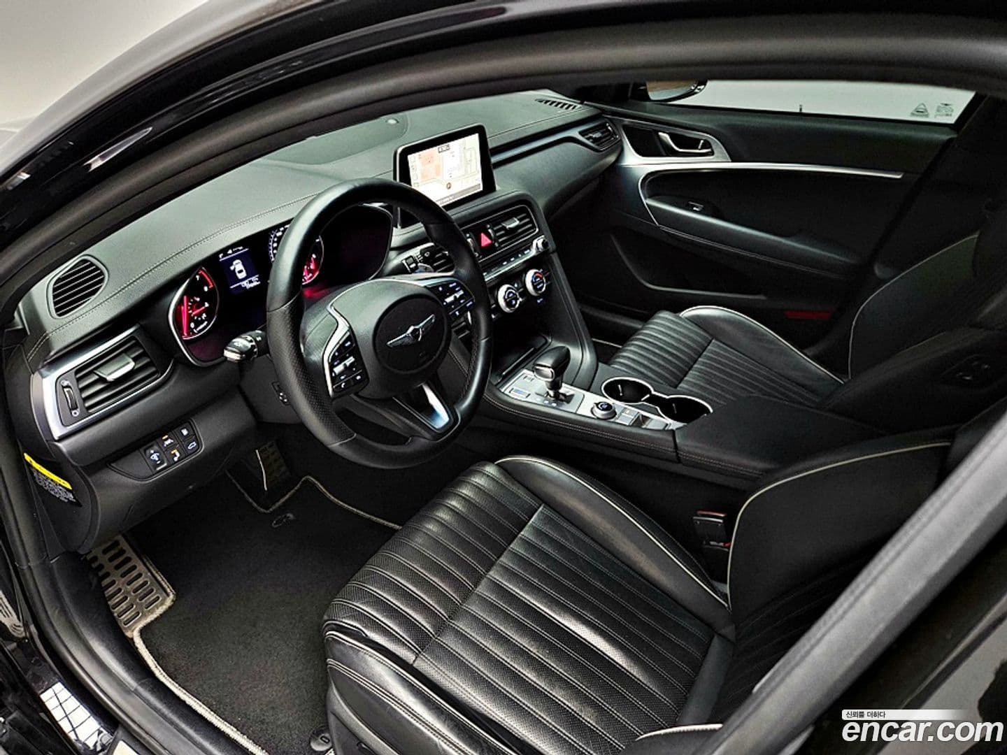 Main__Slider__Photo:G70 Genesis 2018.2-8