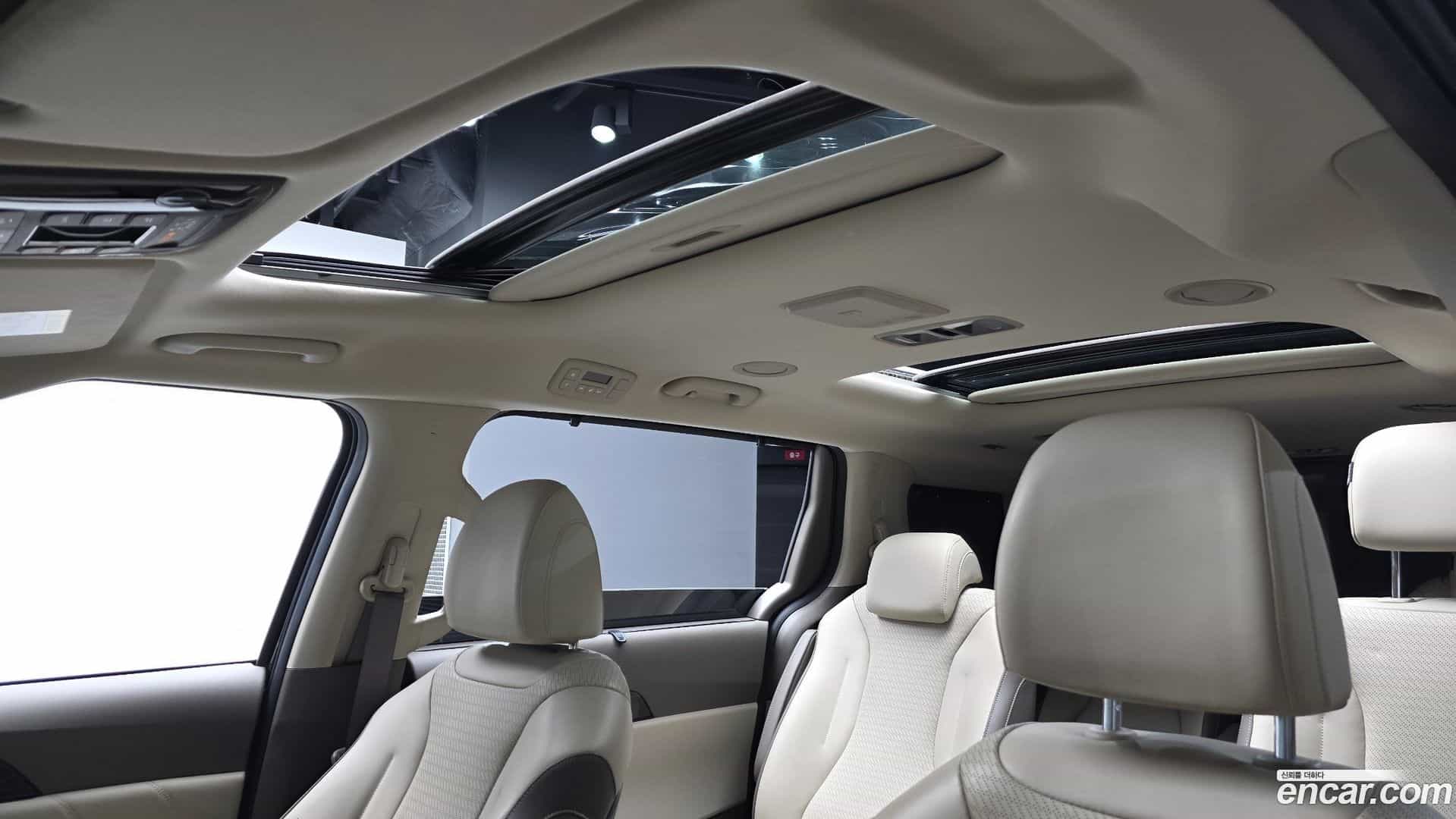 Canival Kia 2021.1-OPTION-022