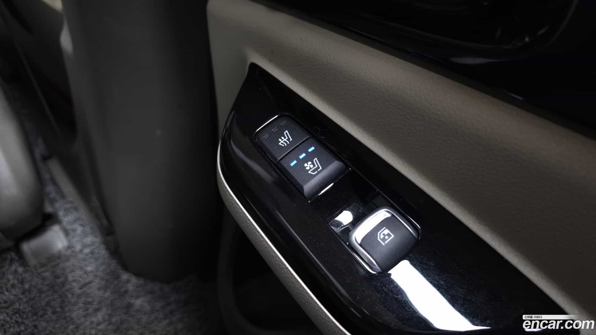 Canival Kia 2021.1-OPTION-023