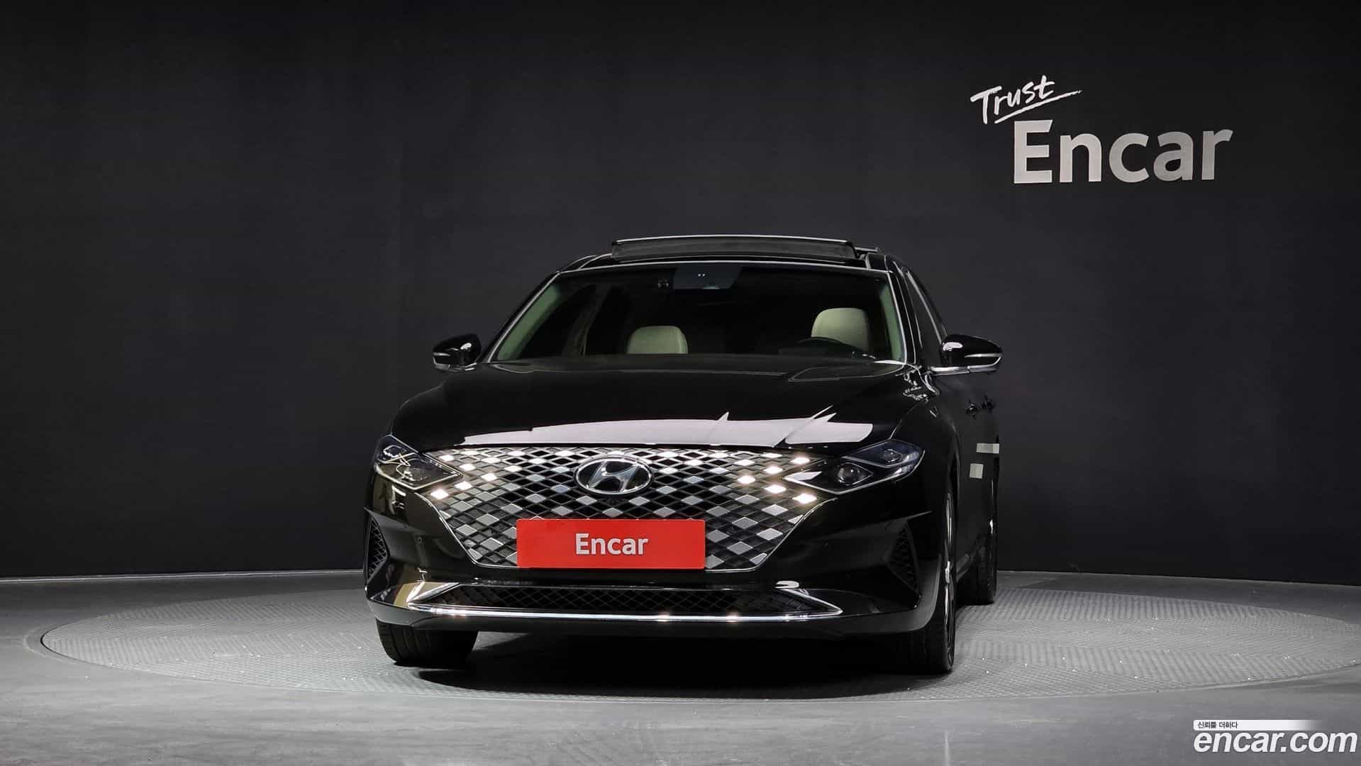 Grandeur Hyundai 2021.11-OUTER-003