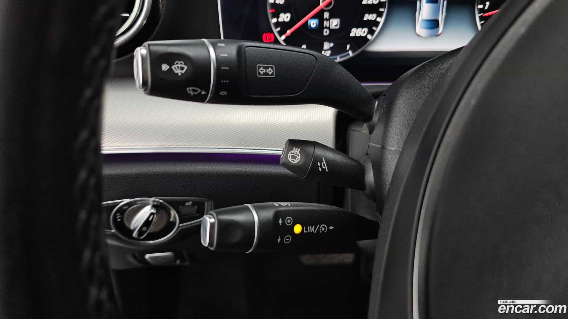 E-Class Mercedes-Benz 2017.0-OPTION-022
