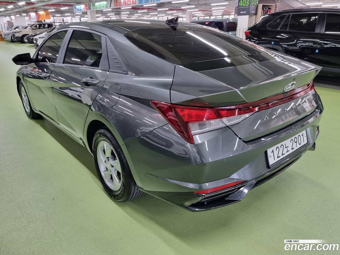AVANTE Hyundai 2022.0-OUTER-002