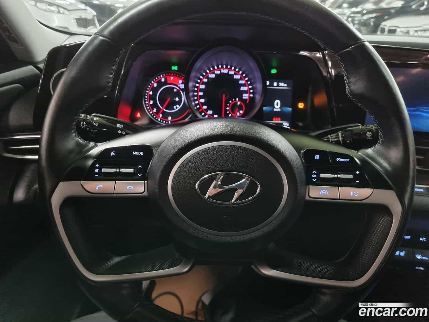 AVANTE Hyundai 2022.0-OPTION-017