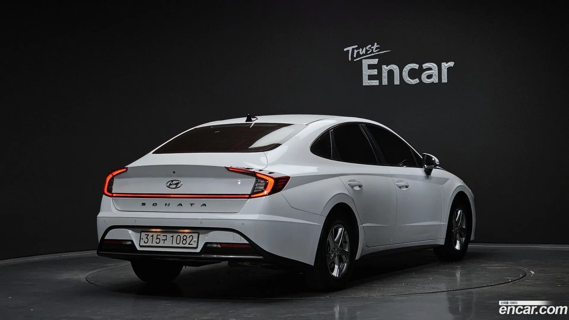 Main__Slider__Photo:Sonata Hyundai 2019.6-1