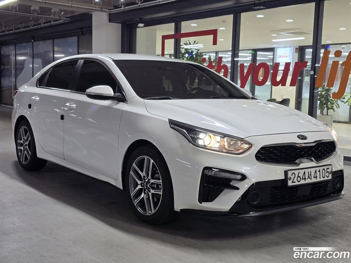 Main__Slider__Photo:K3 Kia 2020.6-0