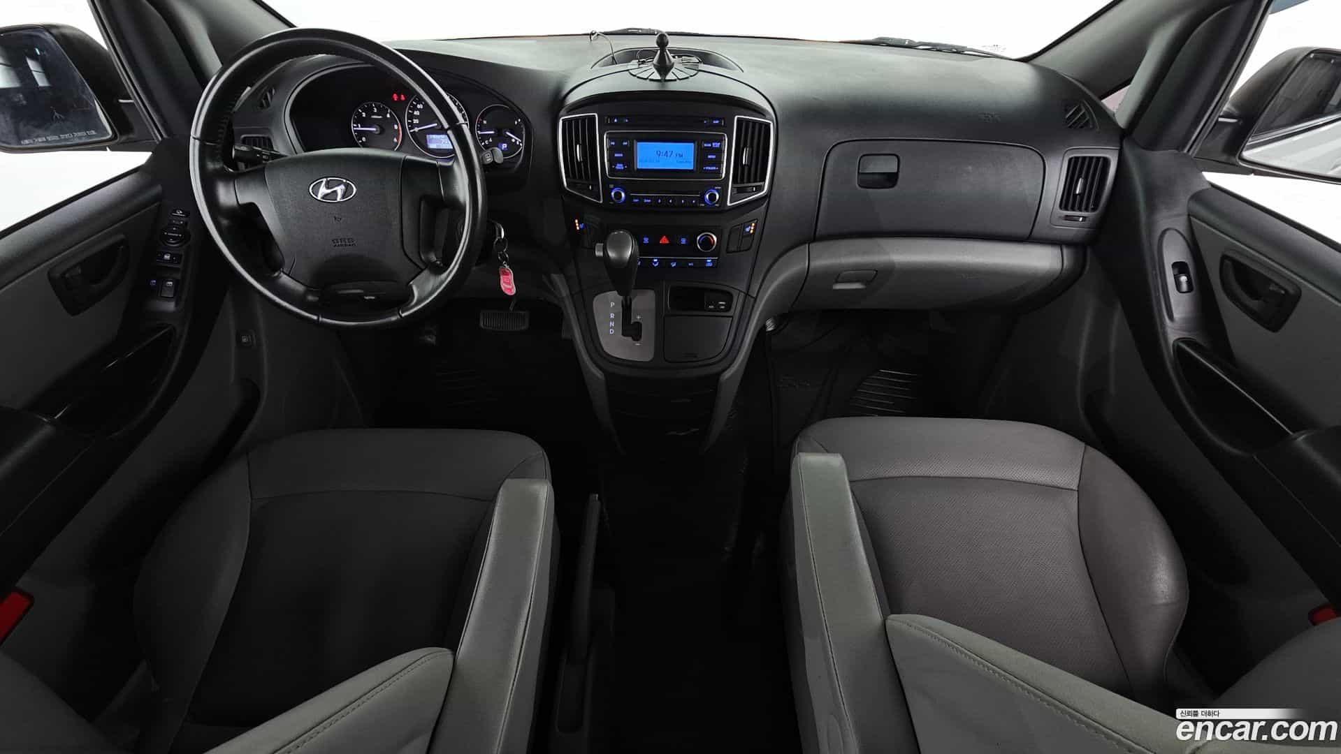 Starex Hyundai 2019.2-INNER-007