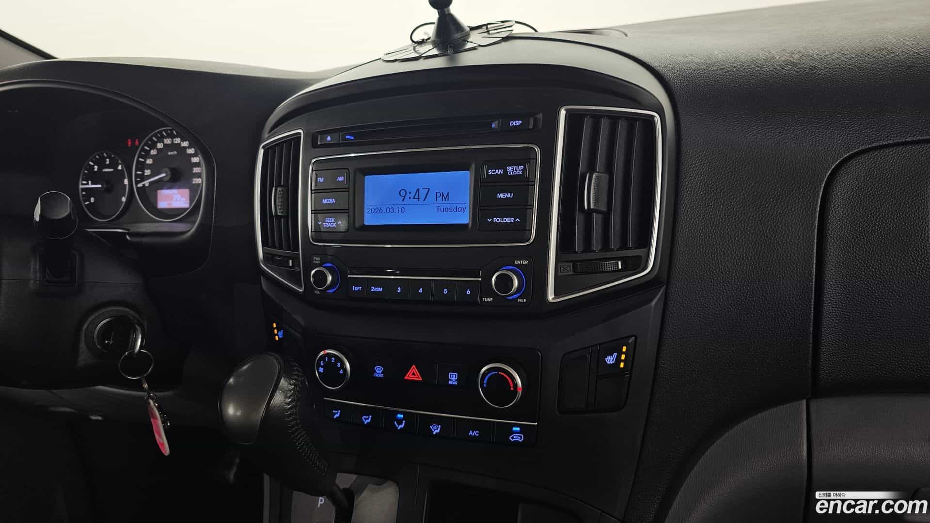 Starex Hyundai 2019.2-OPTION-018
