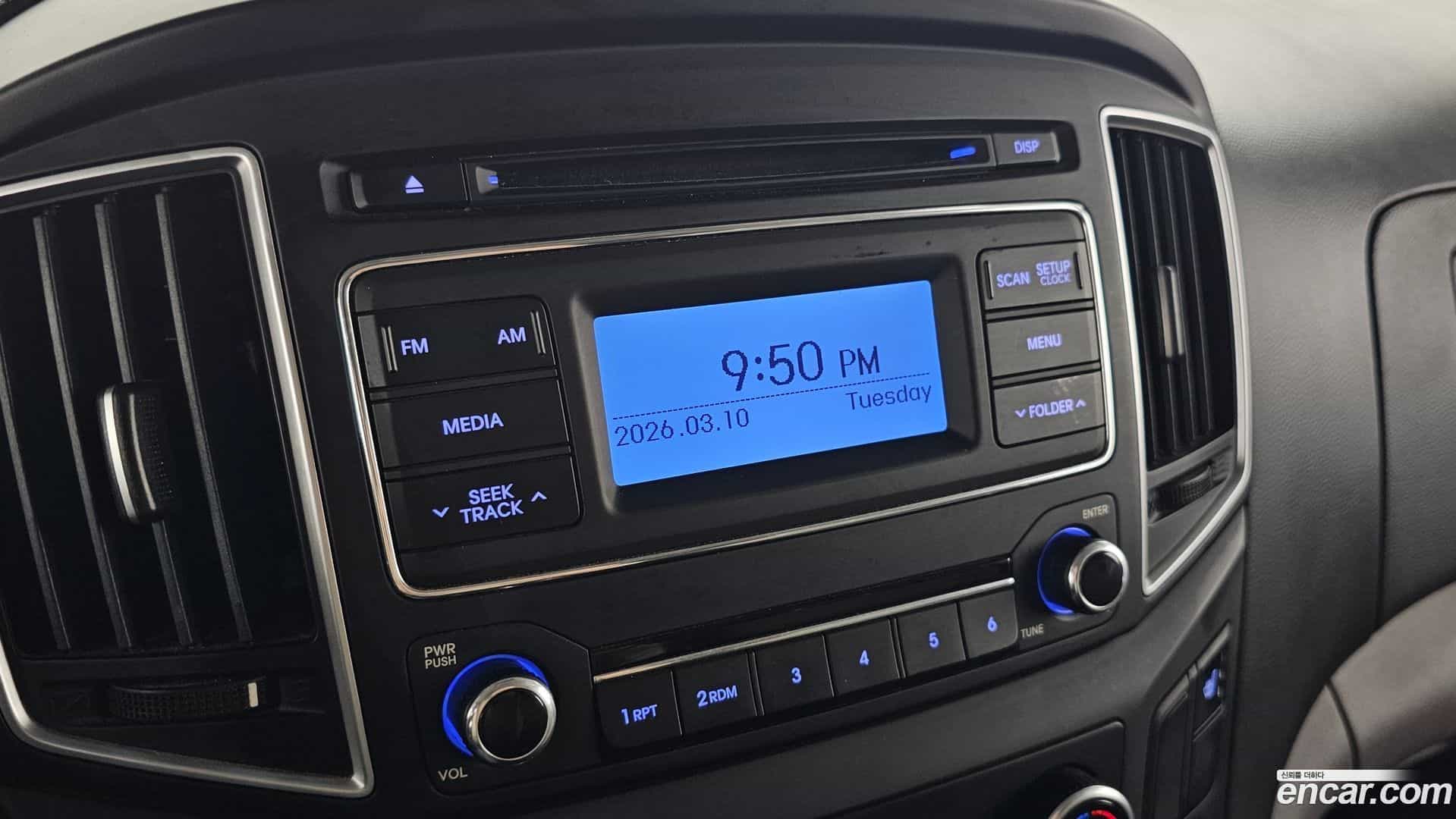Starex Hyundai 2019.2-OPTION-019