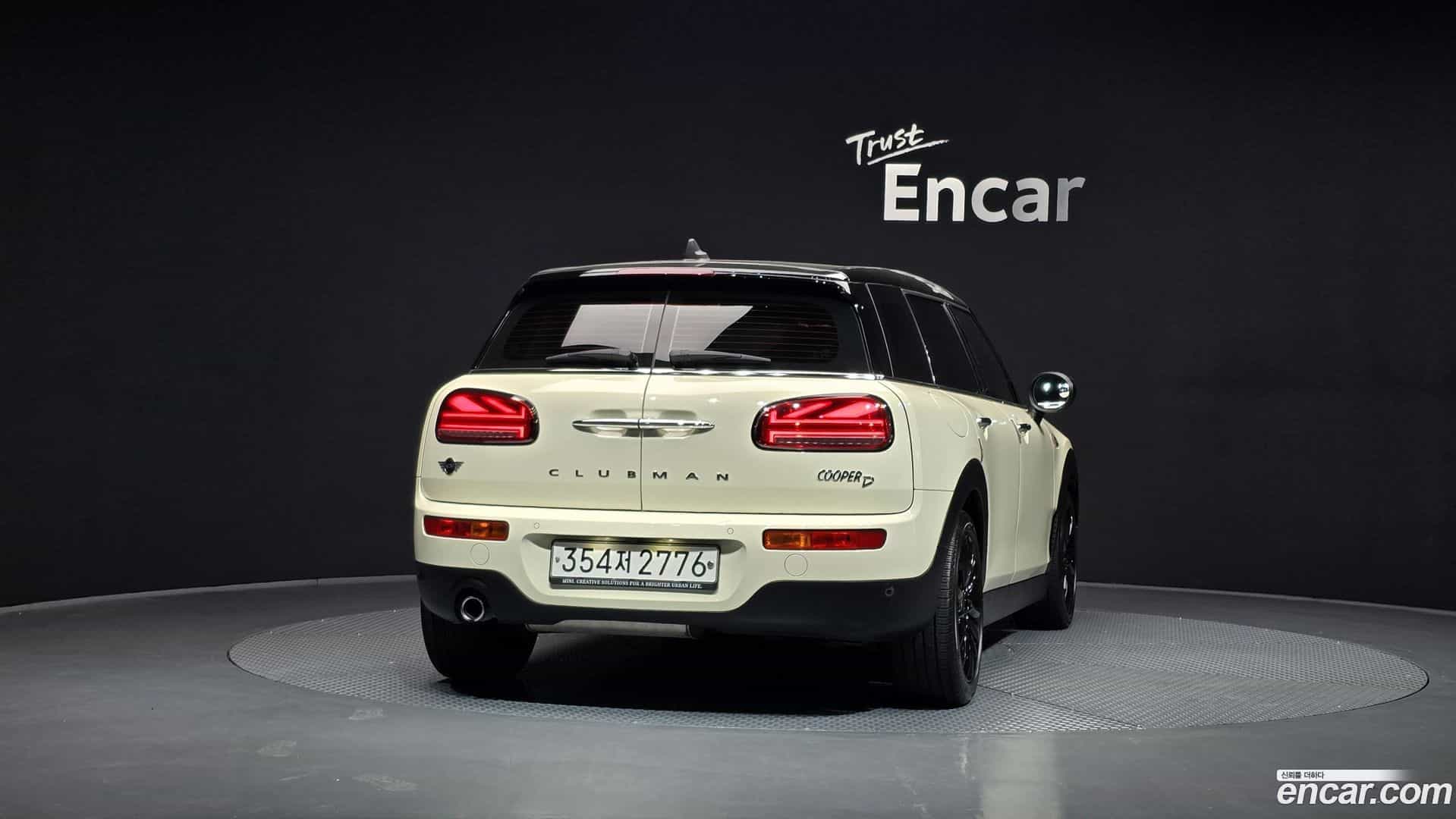 Clubman Mini 2020.0-OUTER-004