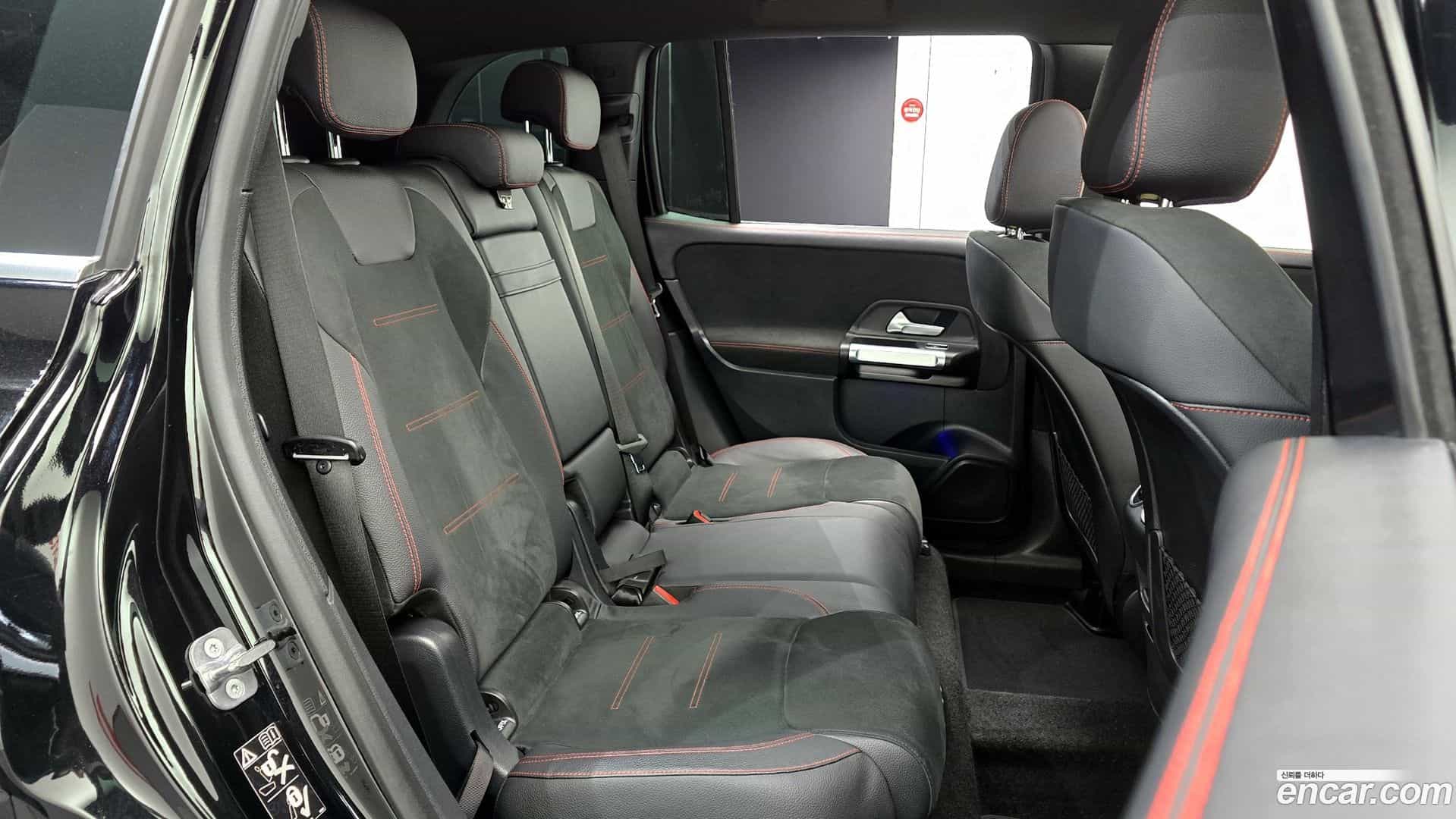 GLB-Class Mercedes-Benz 2023.5-OPTION-016