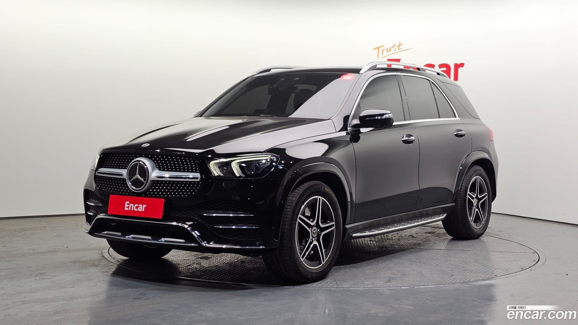 Main__Slider__Photo:GLE-Class Mercedes-Benz 2020.10-0