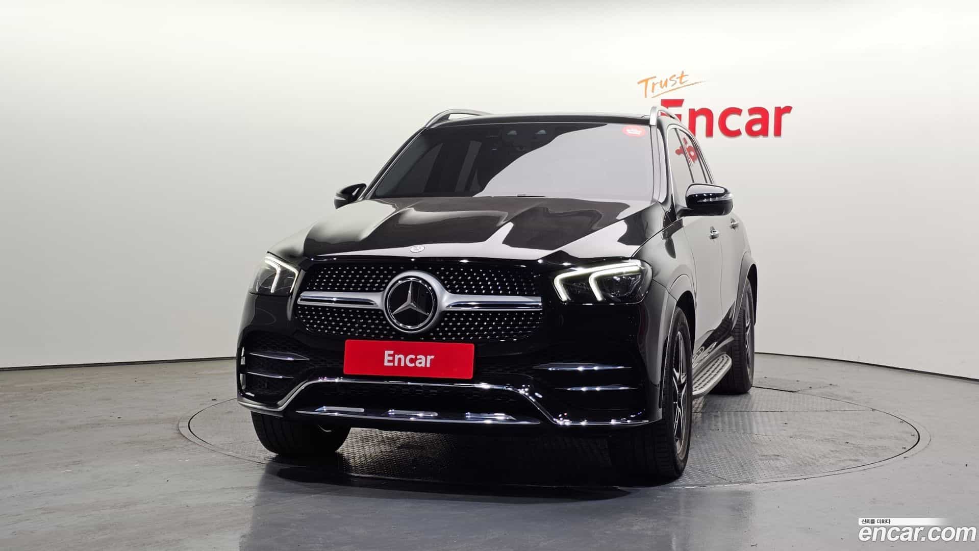 GLE-Class Mercedes-Benz 2020.10-OUTER-003