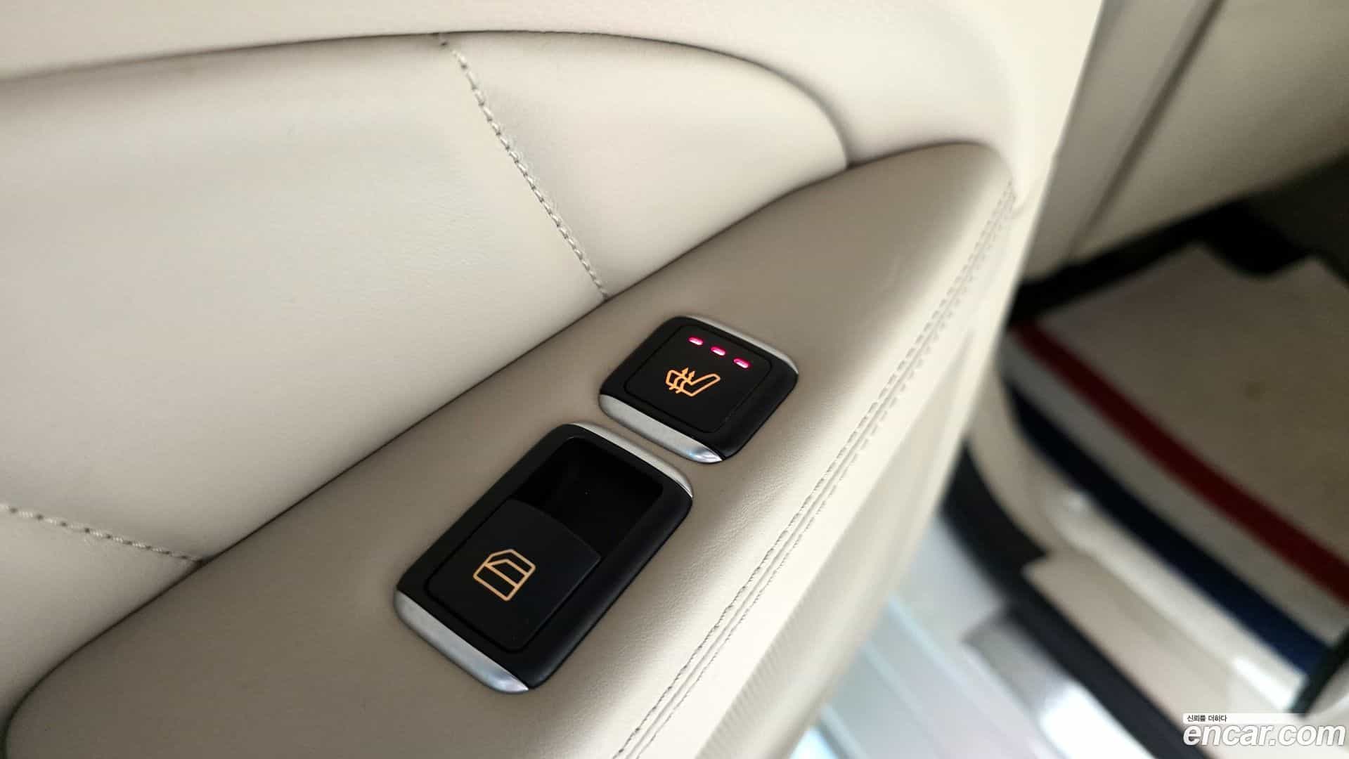 CLS-Class Mercedes-Benz 2015.4-OPTION-022