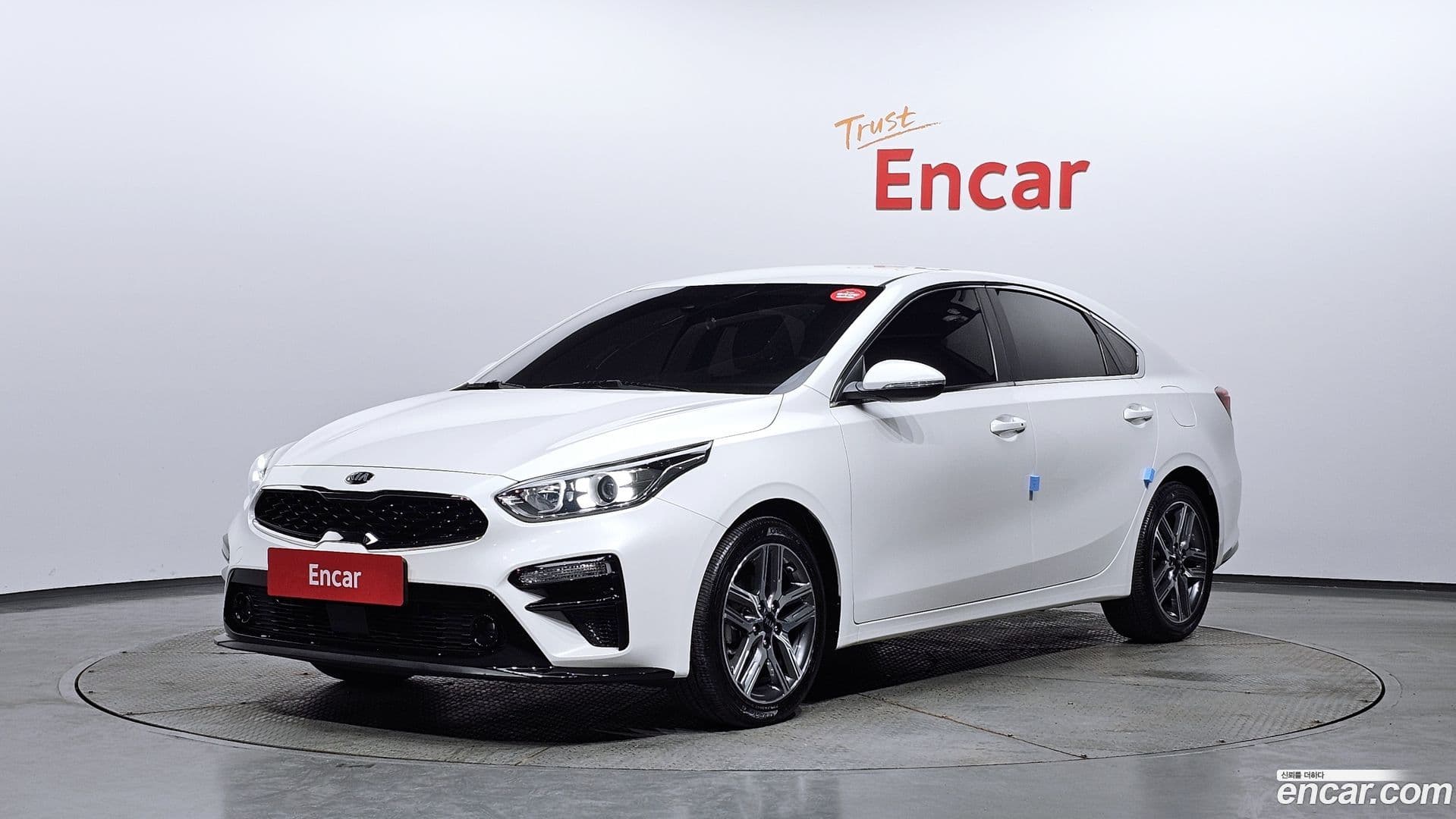 Main__Slider__Photo:K3 Kia 2019.4-0