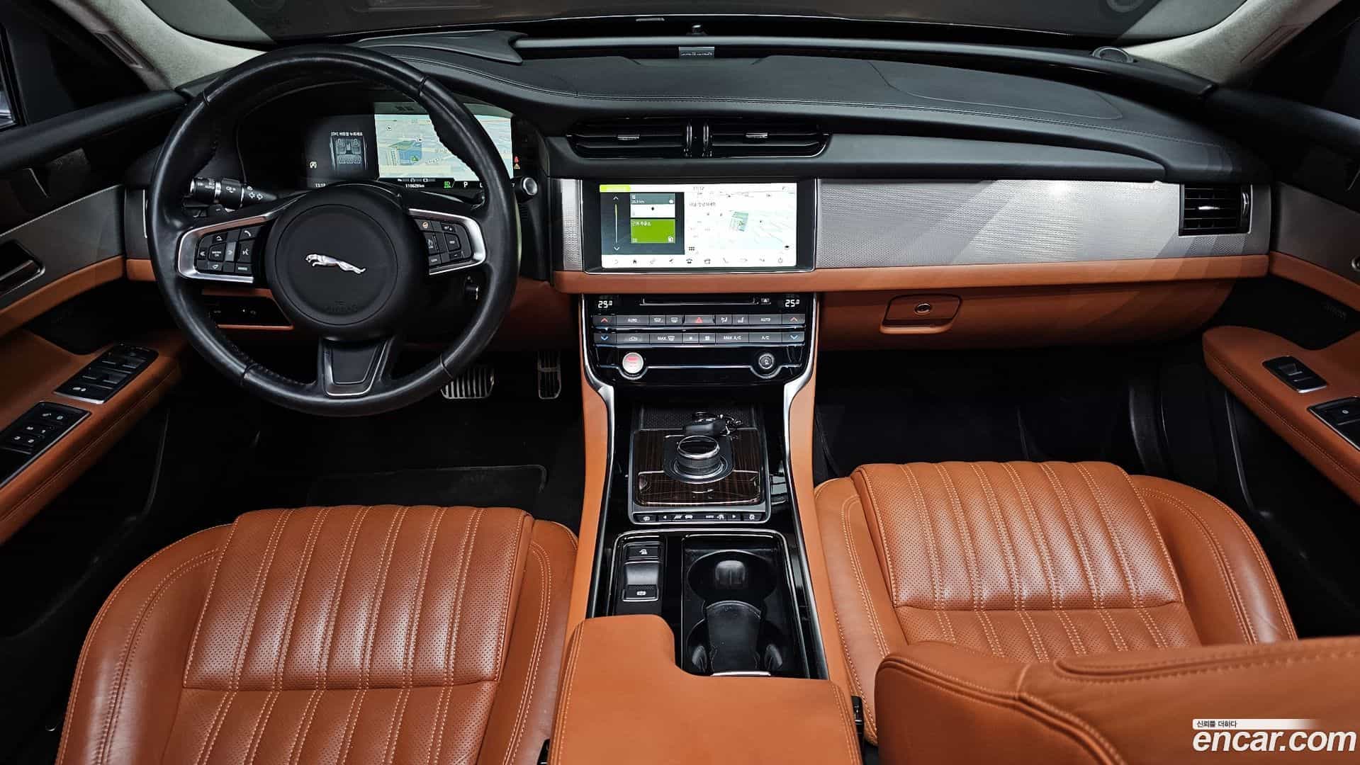 XF Jaguar 2019.10-INNER-007