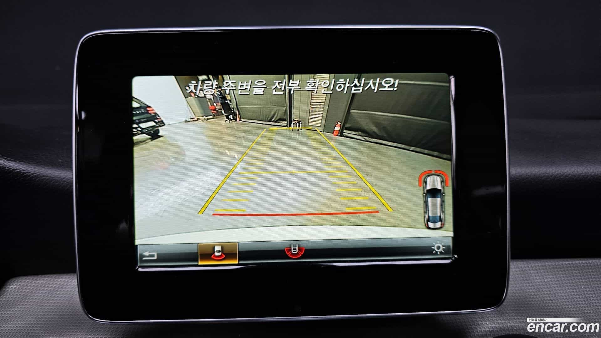 CLA-Class Mercedes-Benz 2018.0-OPTION-019