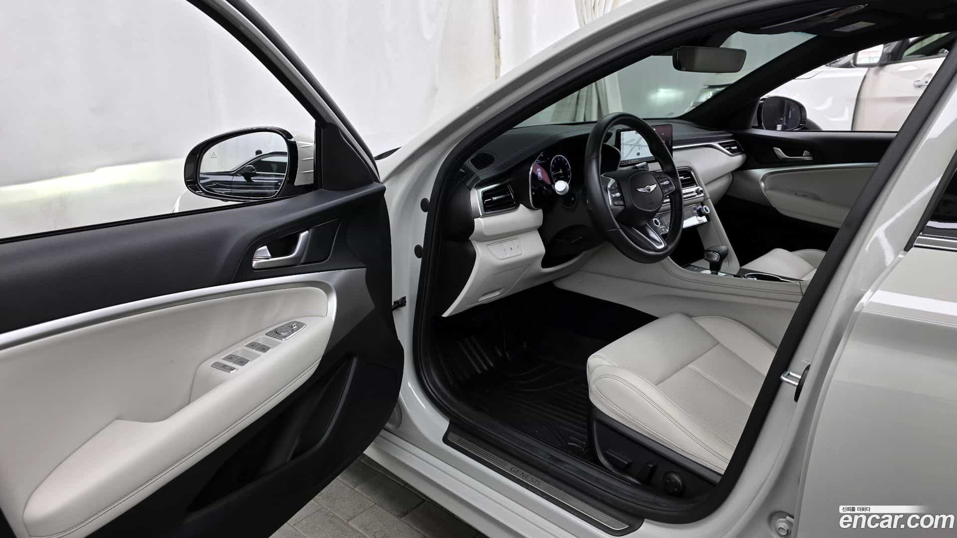G70 Genesis 2024.1-INNER-010
