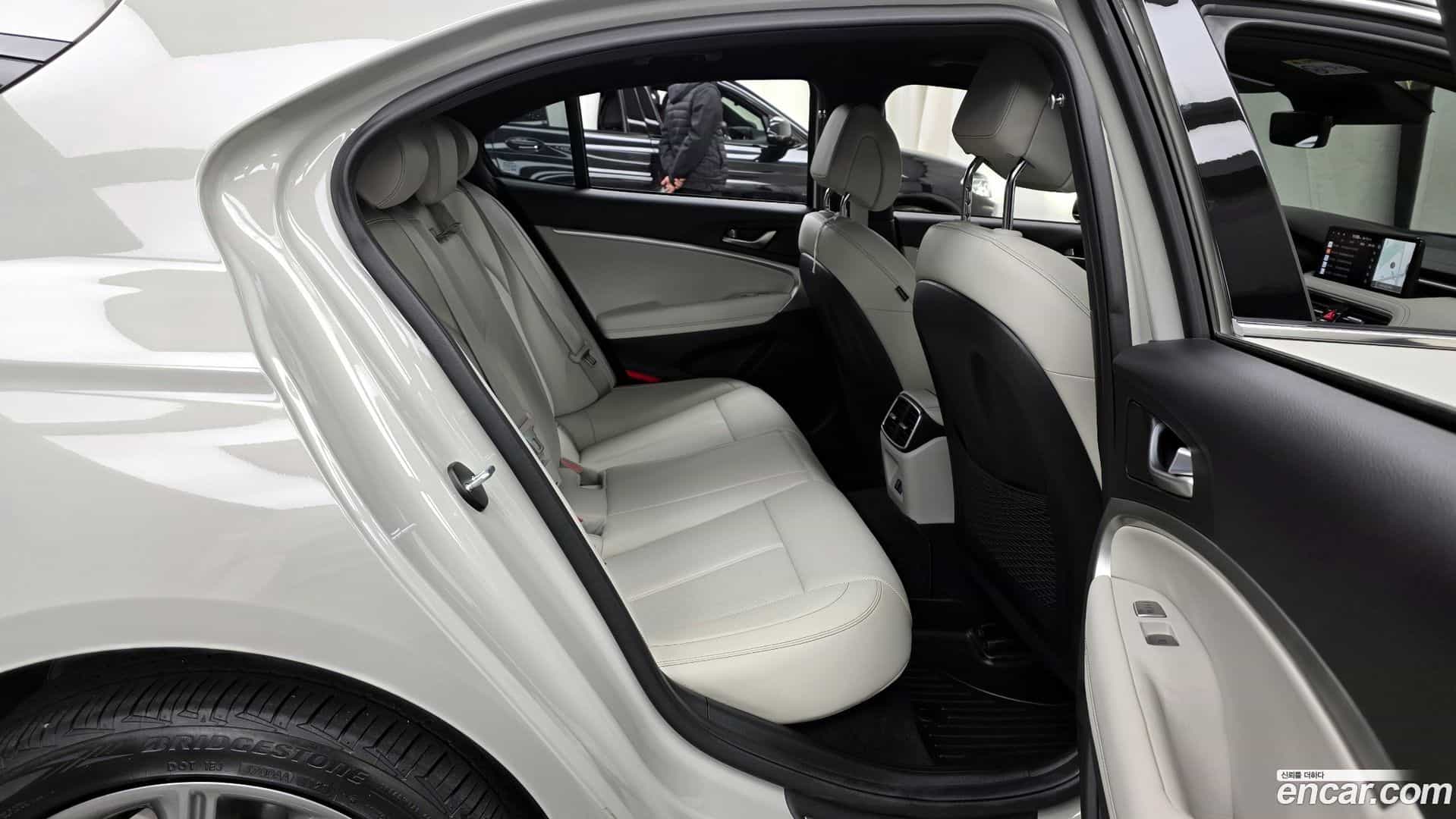 G70 Genesis 2024.1-OPTION-016