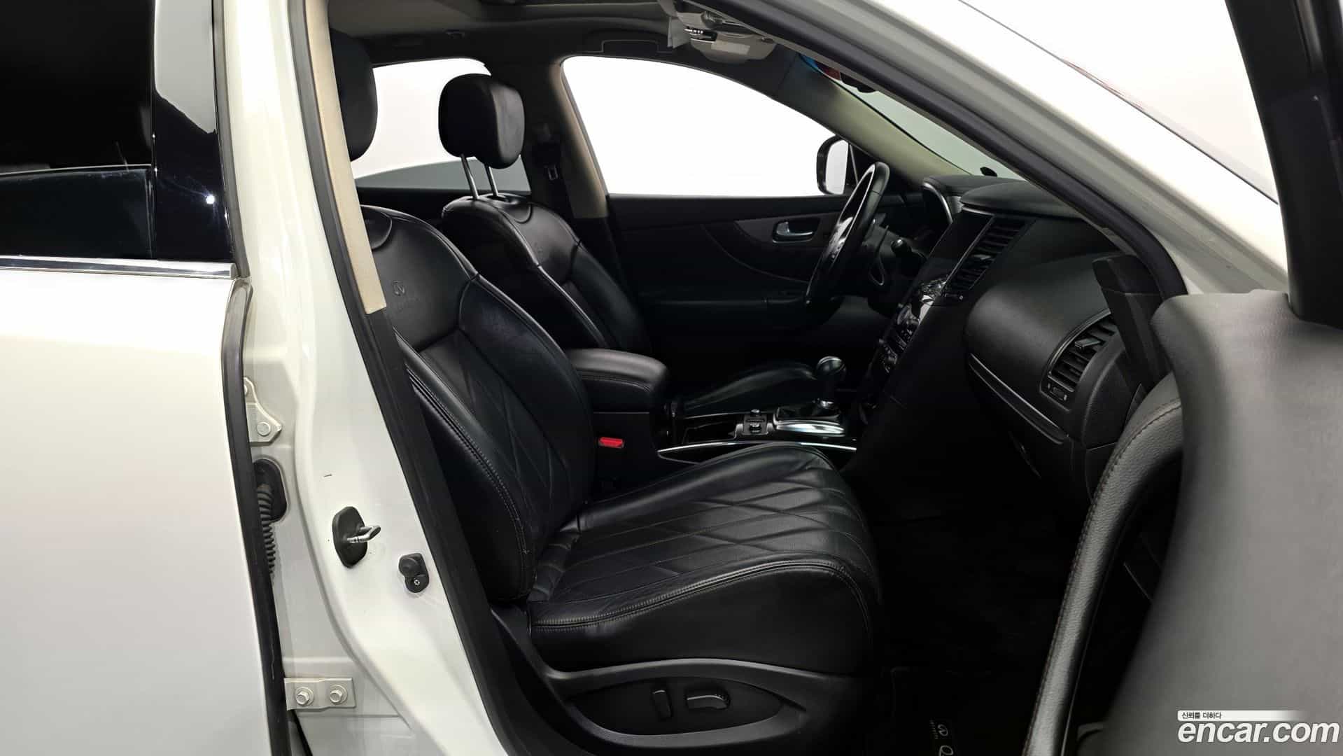 QX70 Infiniti 2014.1-OPTION-015
