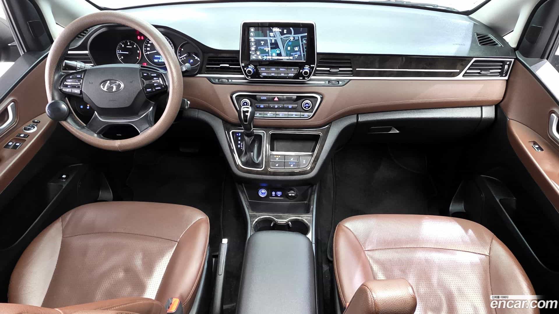 Starex Hyundai 2020.2-INNER-007