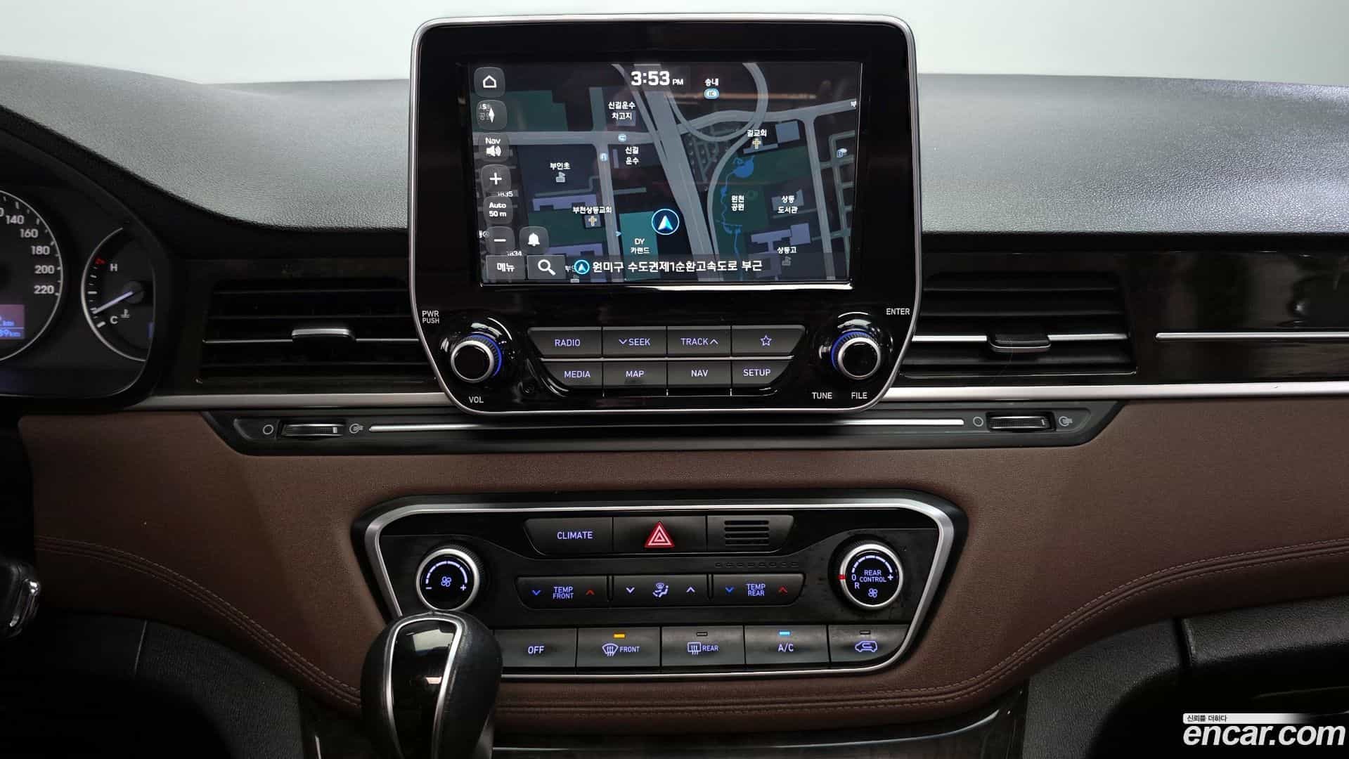 Starex Hyundai 2020.2-OPTION-019