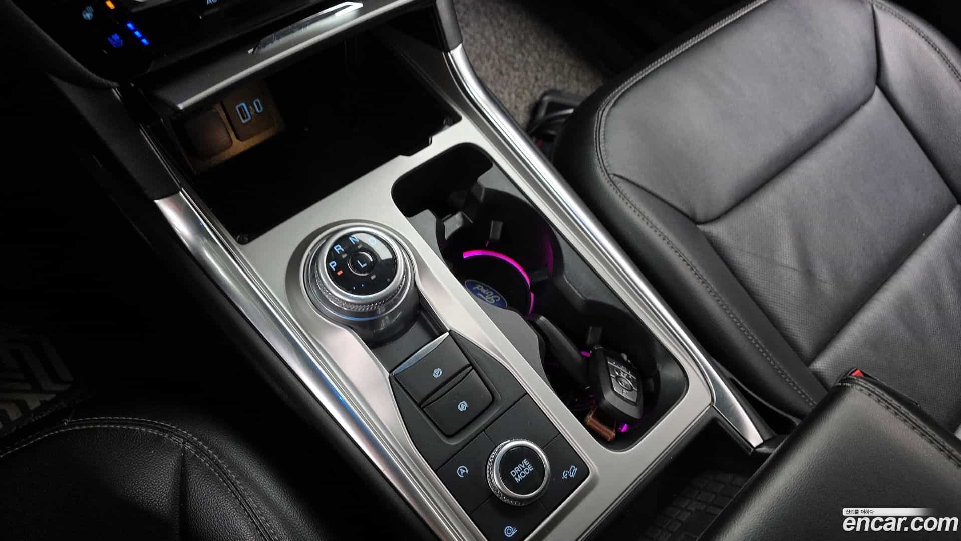 Explorer Ford 2021.1-INNER-009