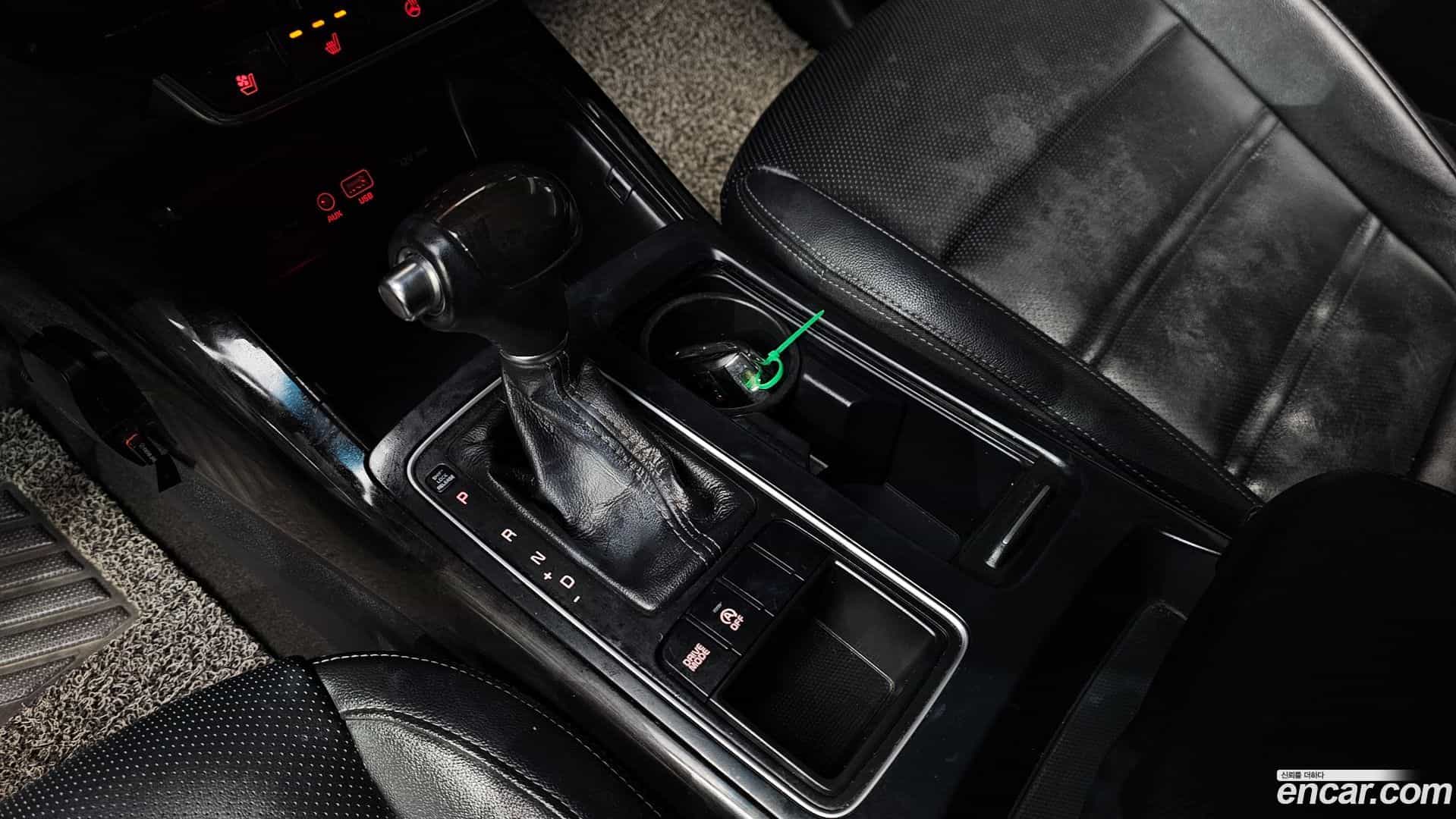 Sorento Kia 2015.10-INNER-009