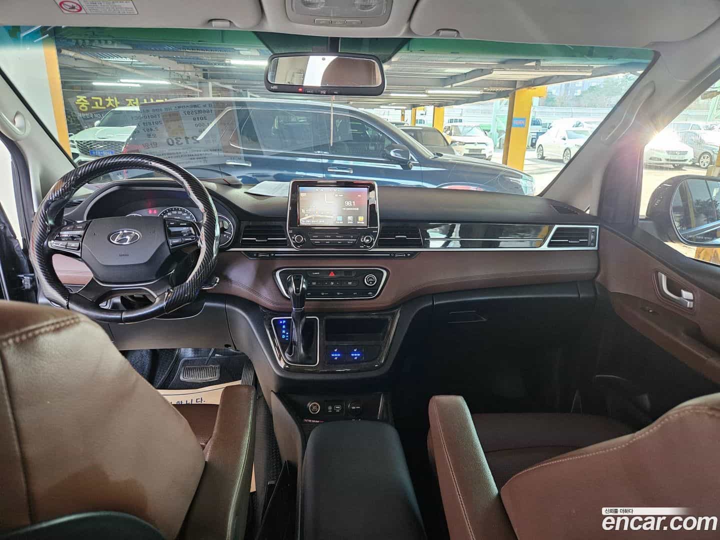Starex Hyundai 2018.6-OPTION-021