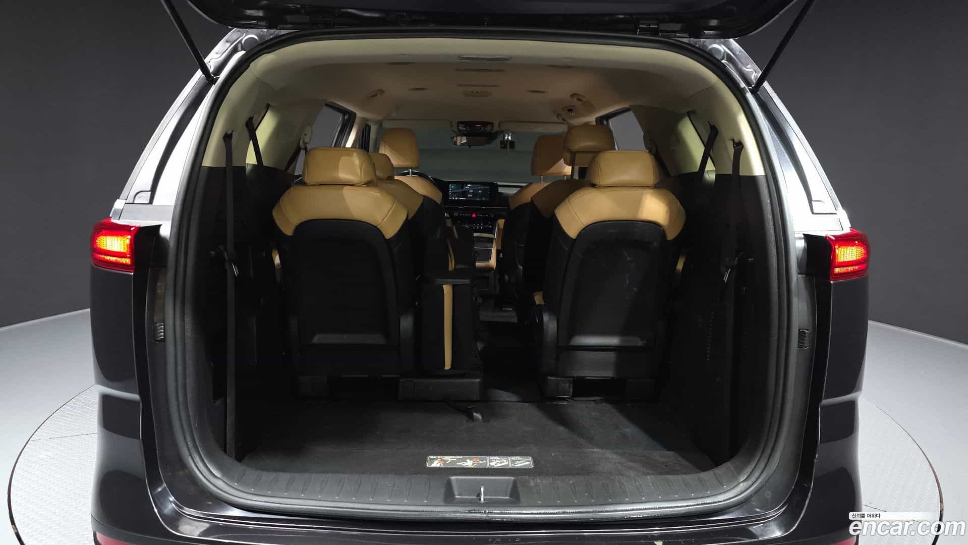 Canival Kia 2023.1-OPTION-024