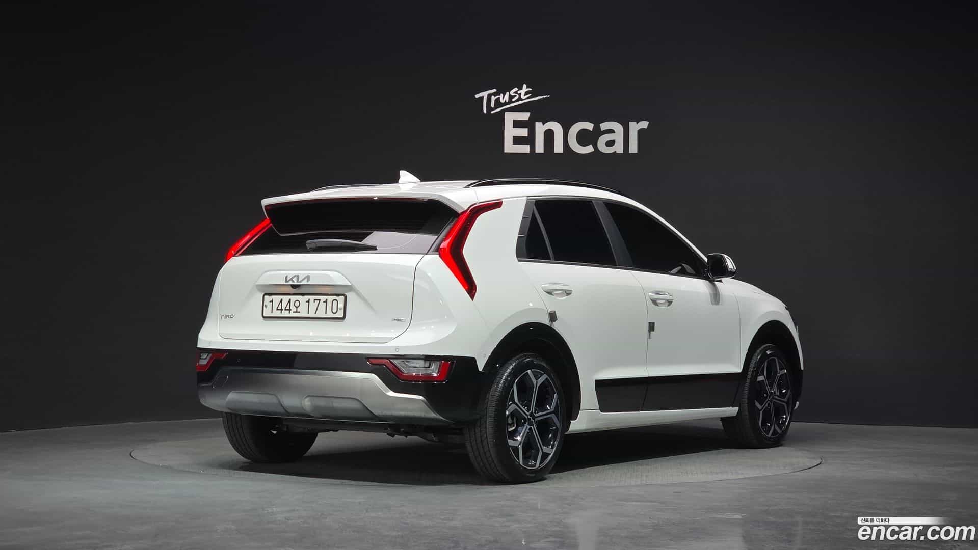 Niro Kia 2025.2-OUTER-002