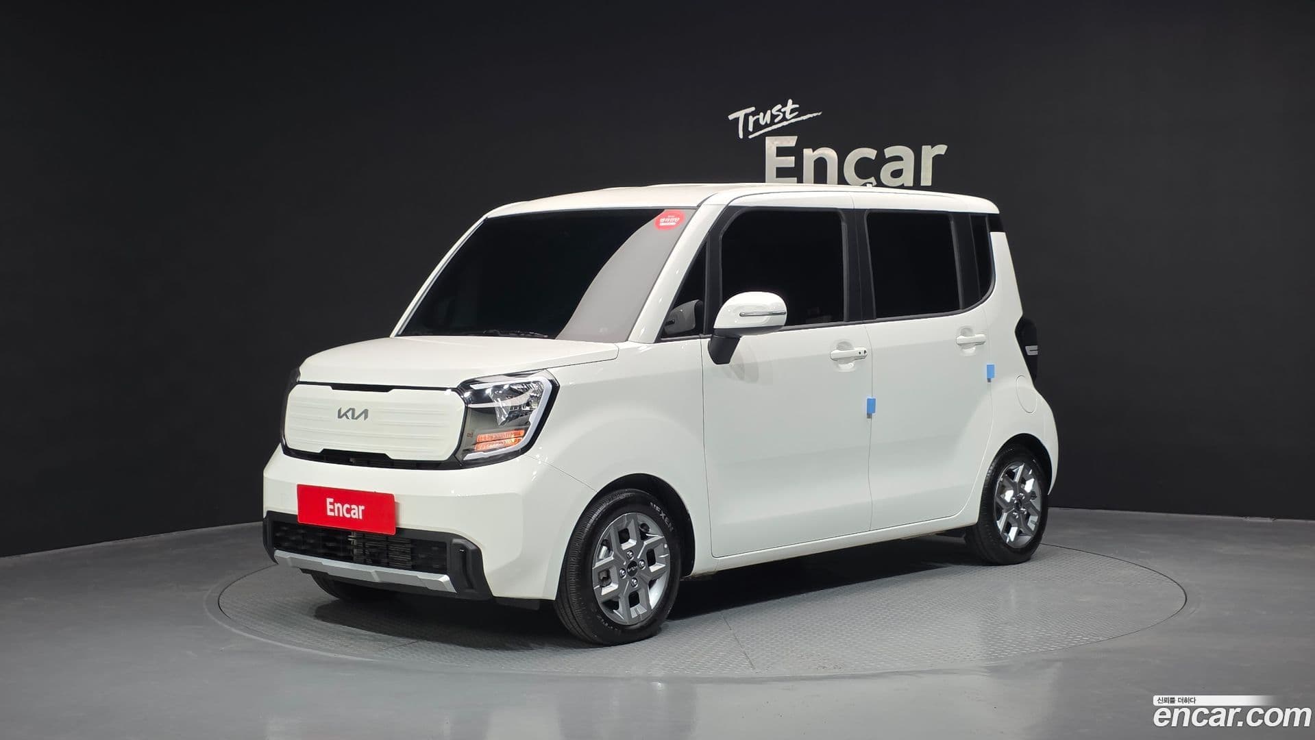 Main__Slider__Photo:RAY Kia 2024.10-0