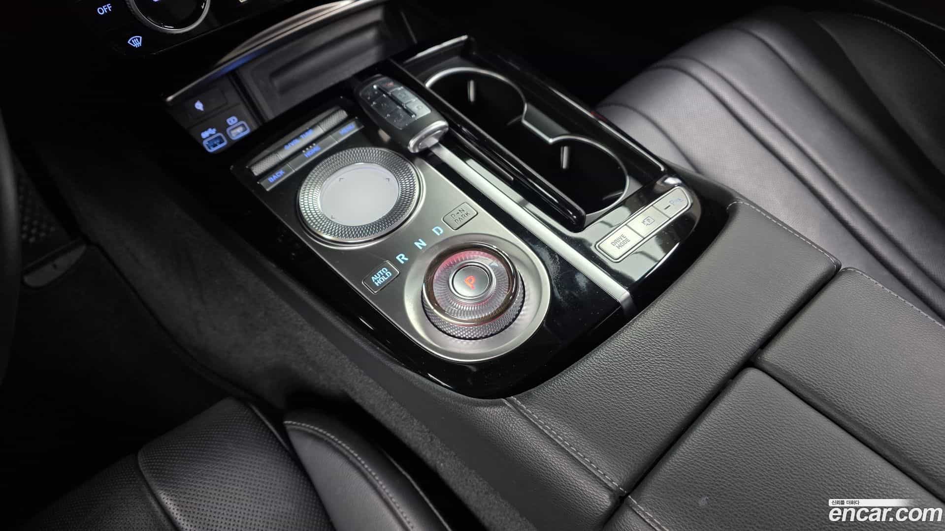 G80 Genesis 2022.10-INNER-009