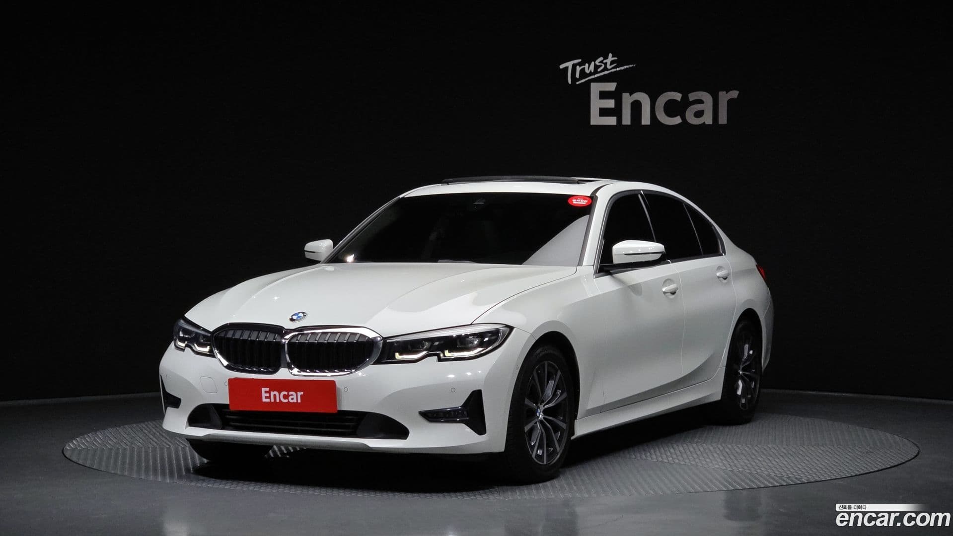 Main__Slider__Photo:3-Series BMW 2019.3-0