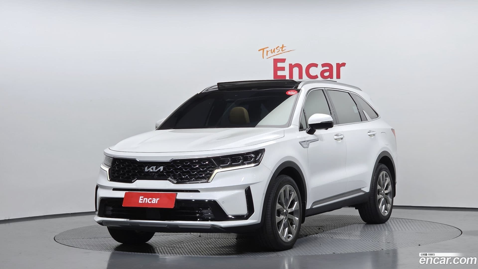 Main__Slider__Photo:Sorento Kia 2022.5-0