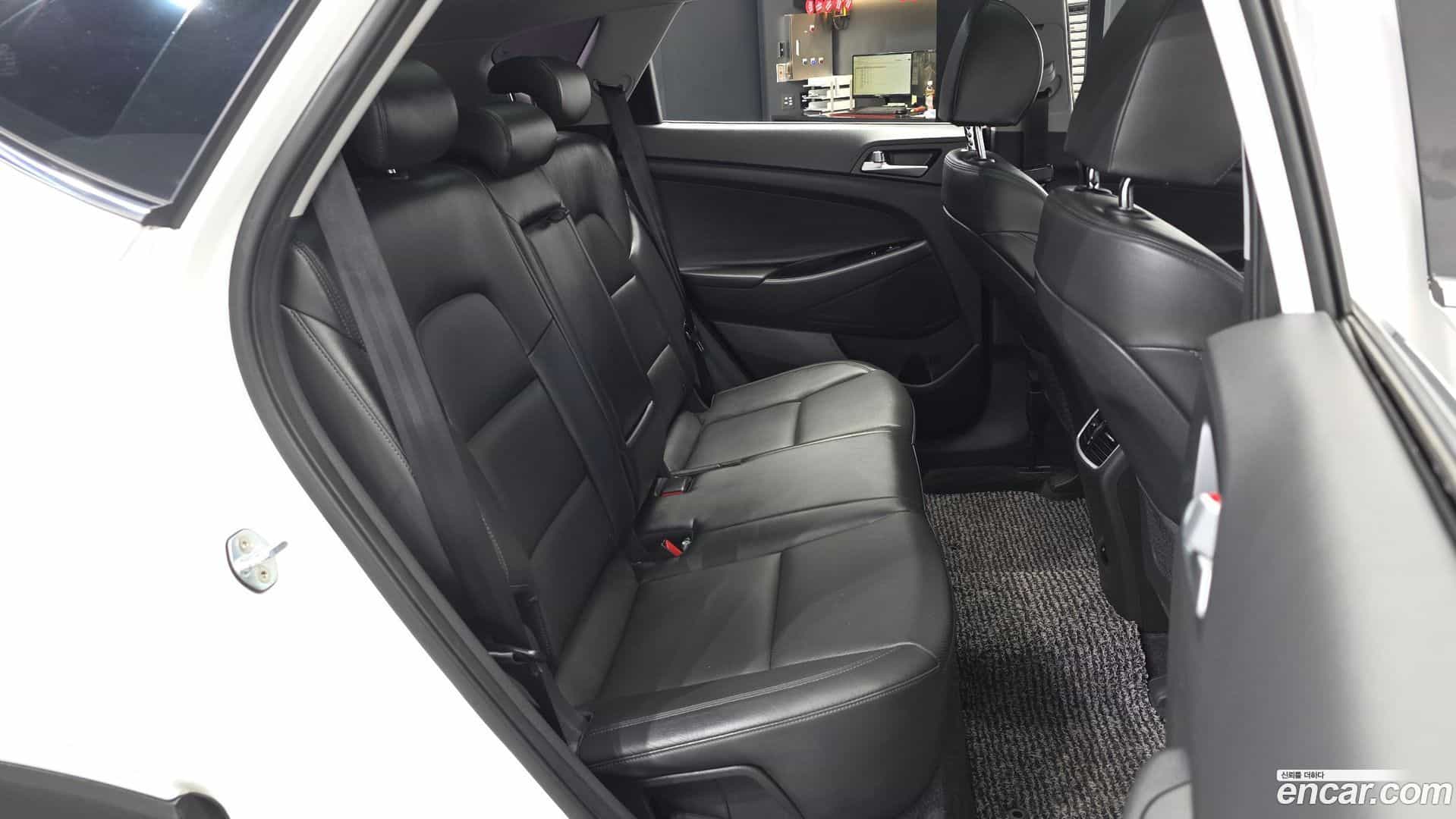Tucson Hyundai 2018.7-OPTION-016