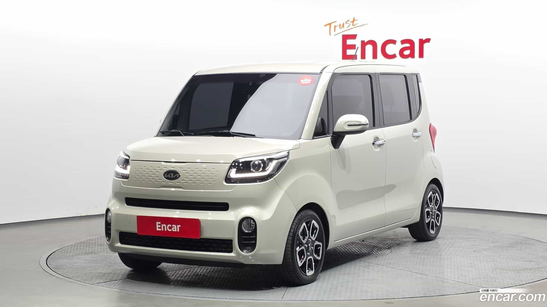 RAY Kia 2018.2-OUTER-001