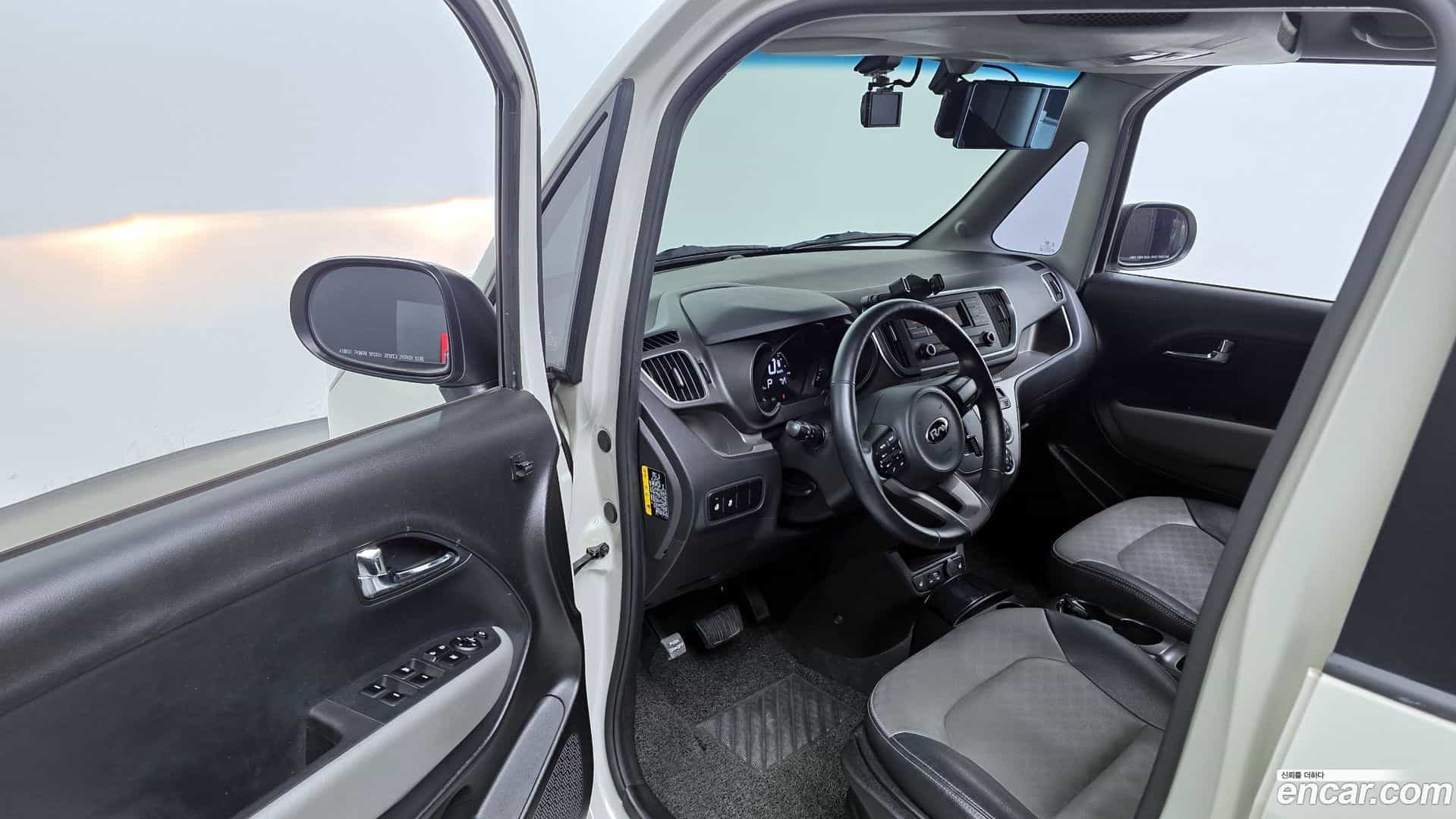 RAY Kia 2018.2-INNER-010