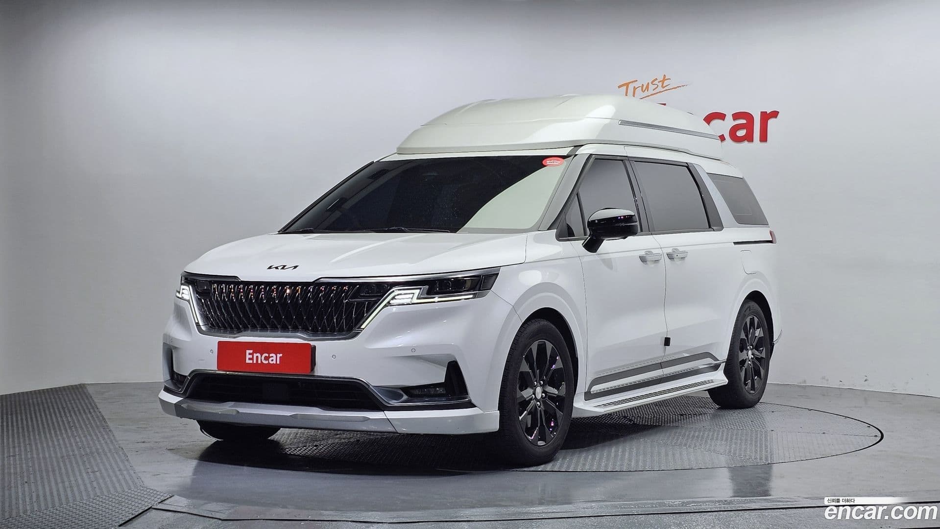 Main__Slider__Photo:Canival Kia 2021.6-0