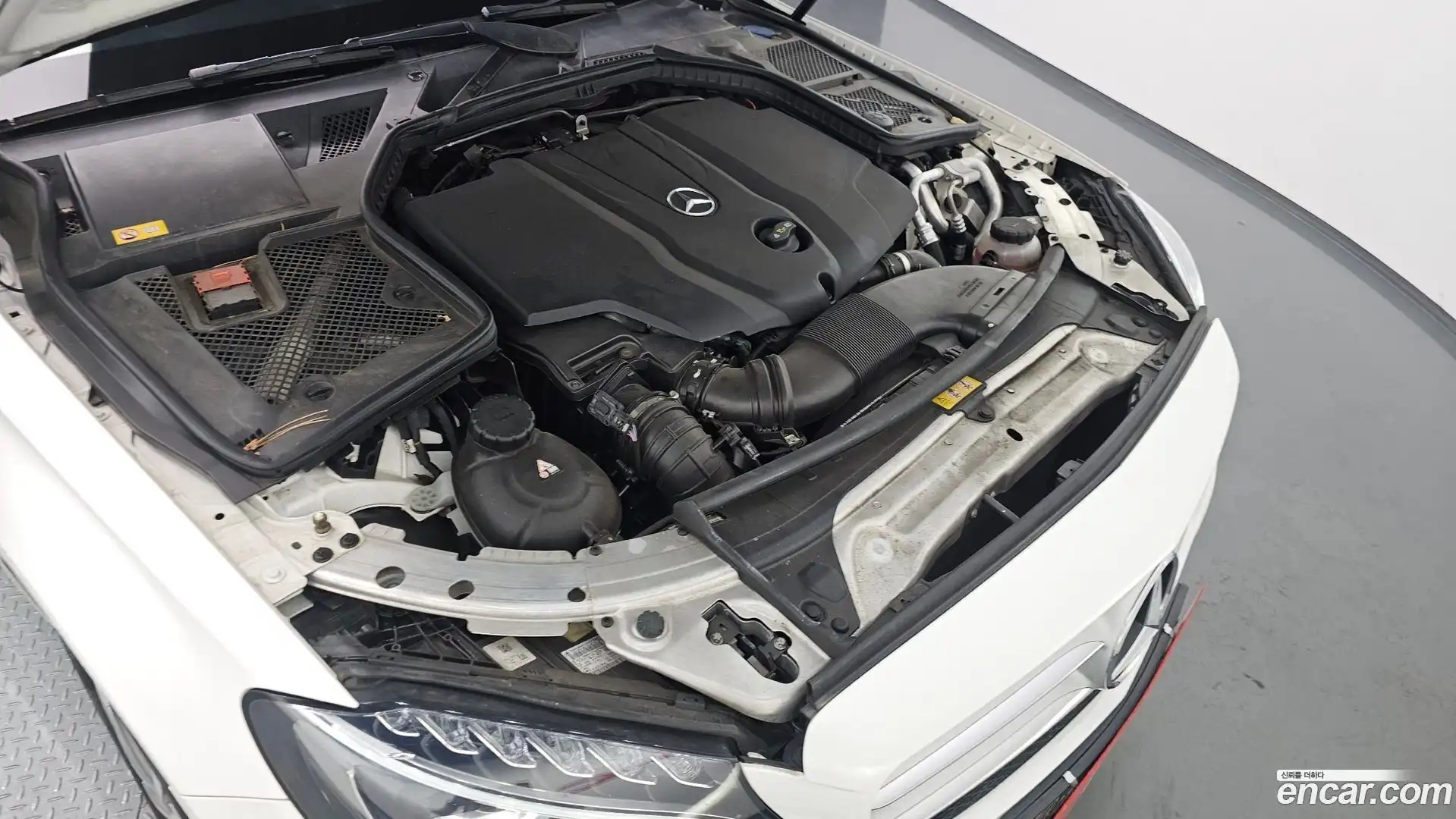 C-Class Mercedes-Benz 2015.6-OUTER-006