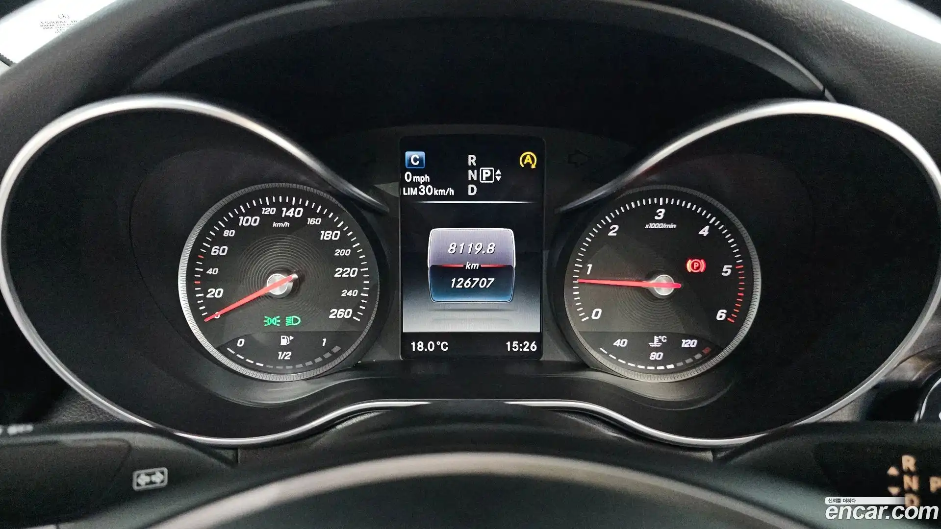 C-Class Mercedes-Benz 2015.6-INNER-008