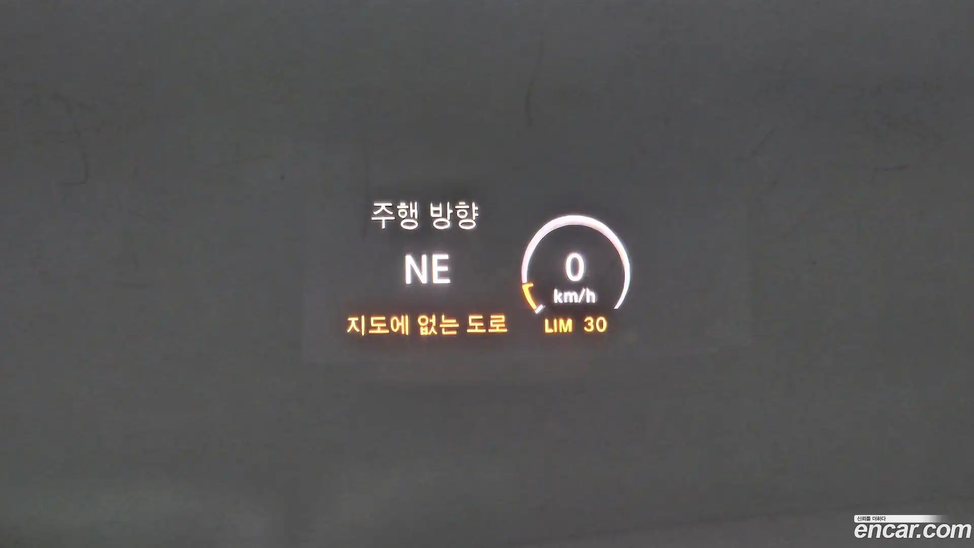C-Class Mercedes-Benz 2015.6-OPTION-024