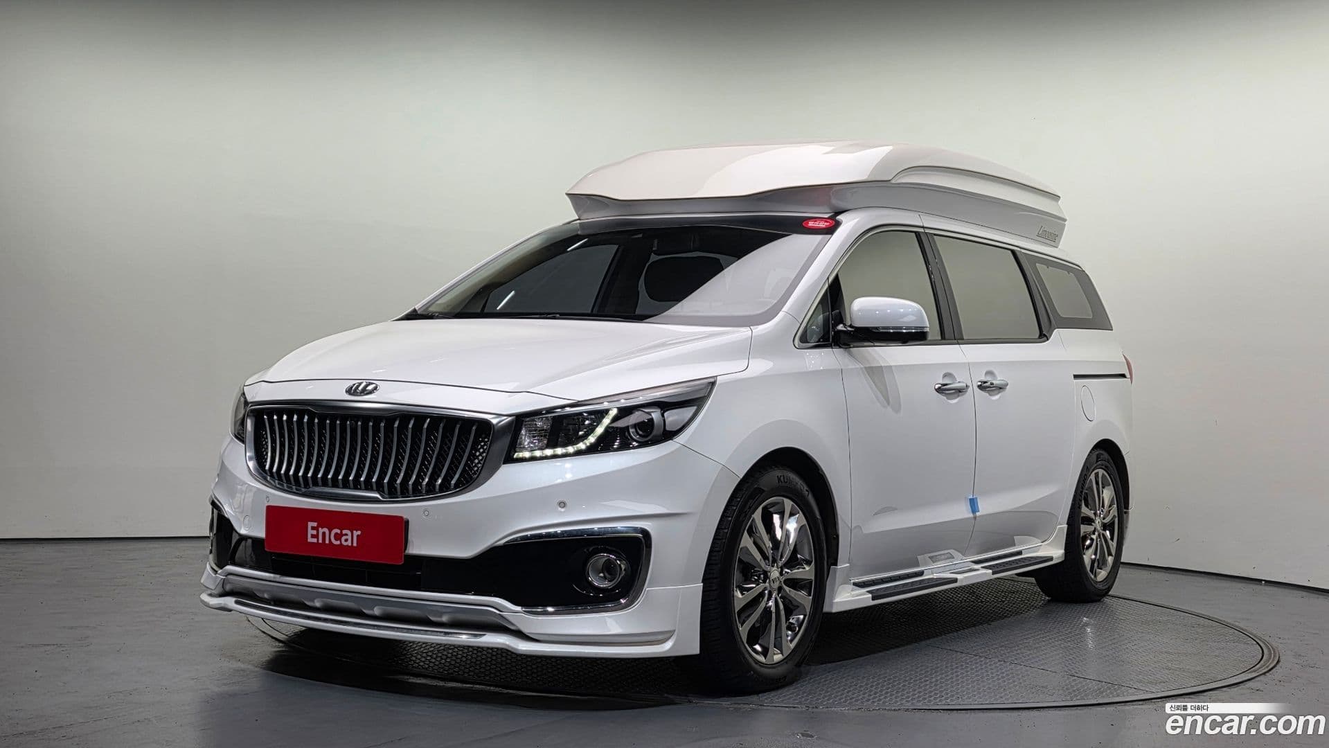 Main__Slider__Photo:Canival Kia 2017.5-0