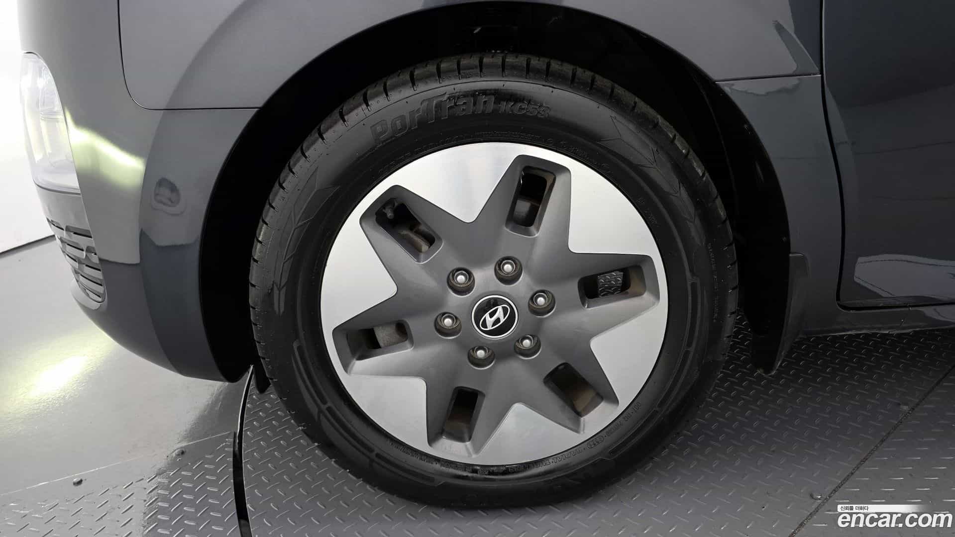 Staria Hyundai 2021.4-OUTER-005